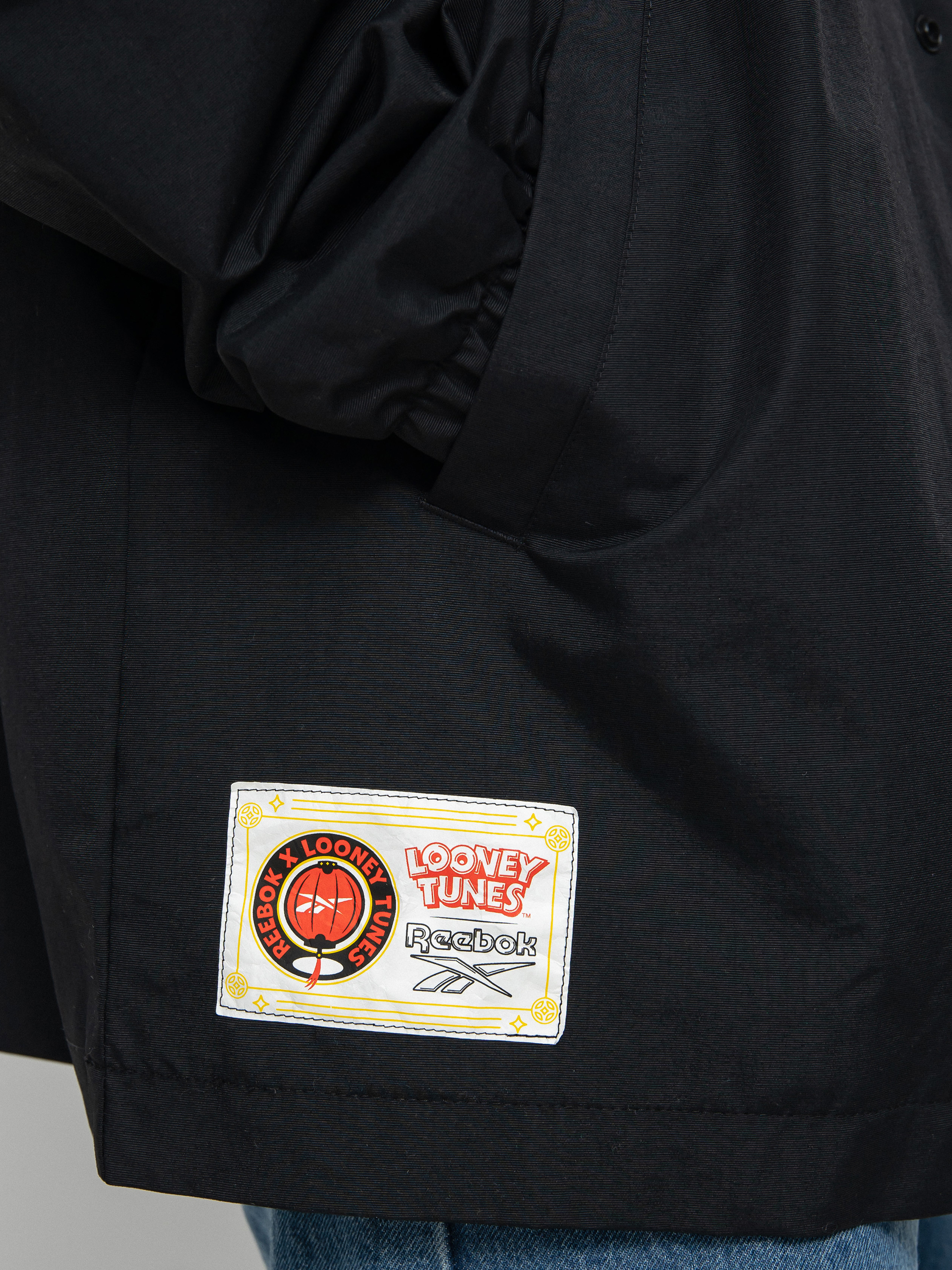 Kurtka Reebok X Looney Tunes (black)