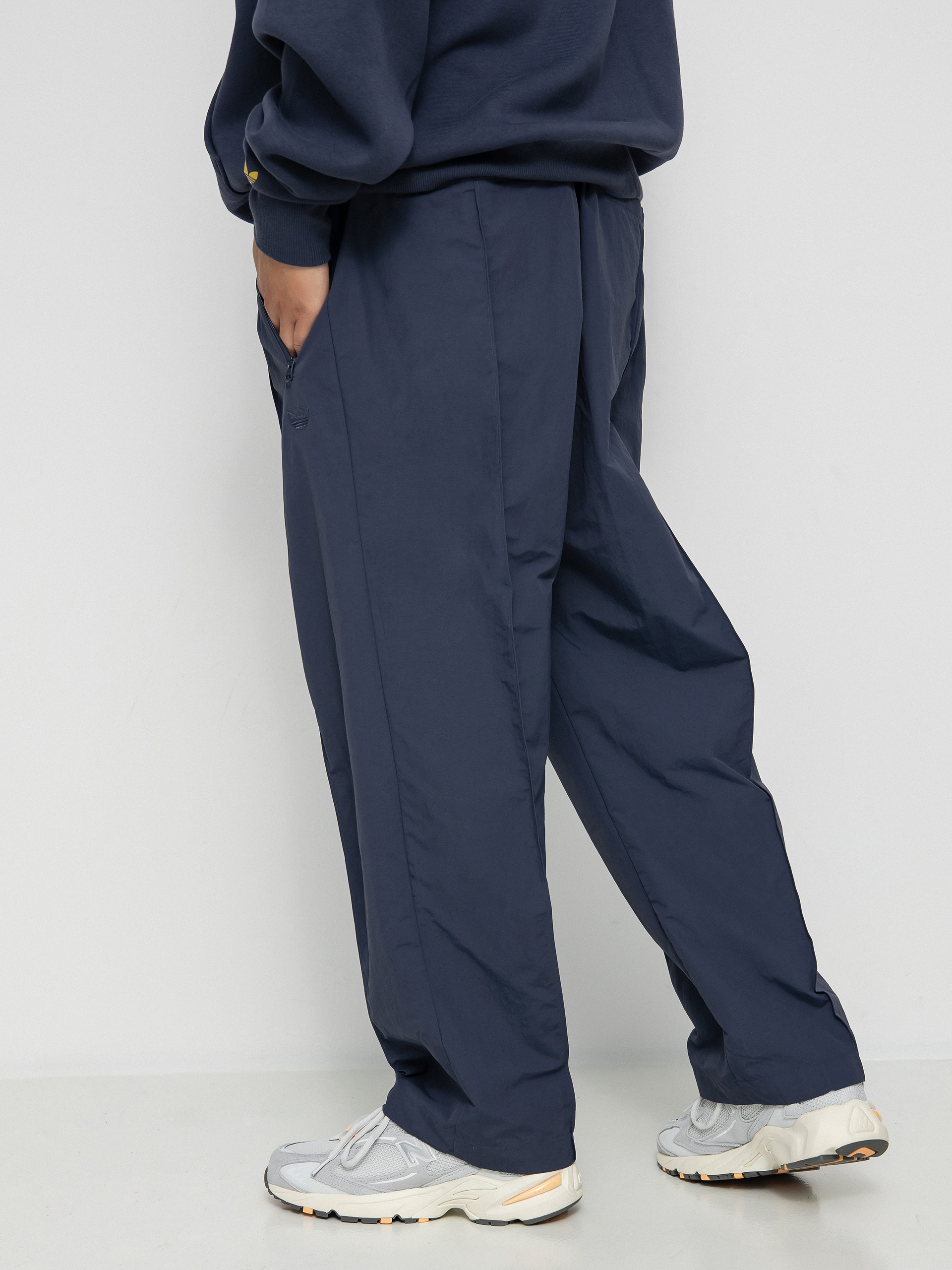 Spodnie adidas Pintuck (shanav)
