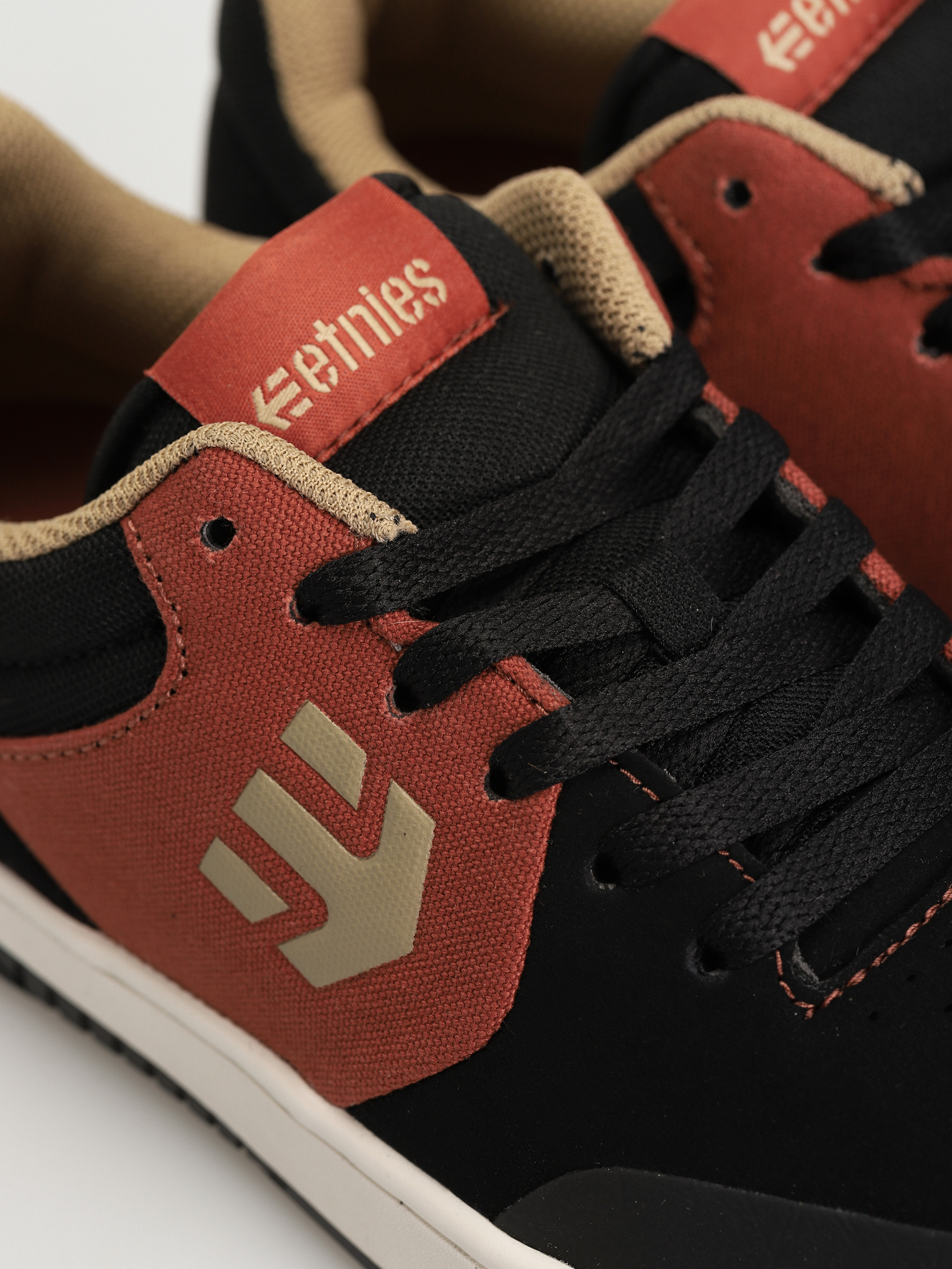 Buty Etnies Marana (black/tan/orange)
