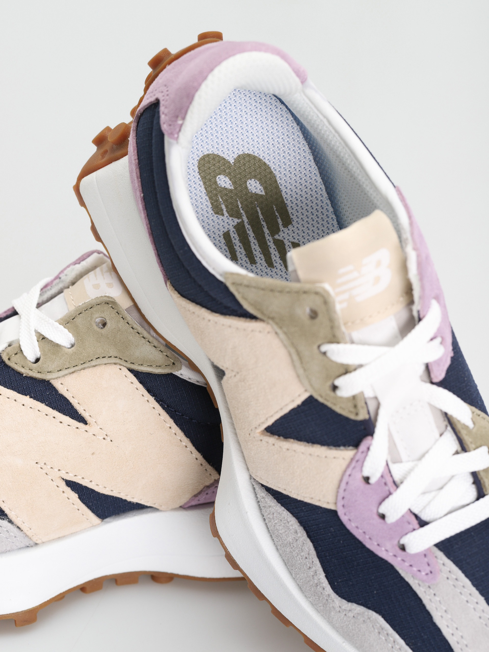 Buty New Balance 327 Wmn (natural indigo)