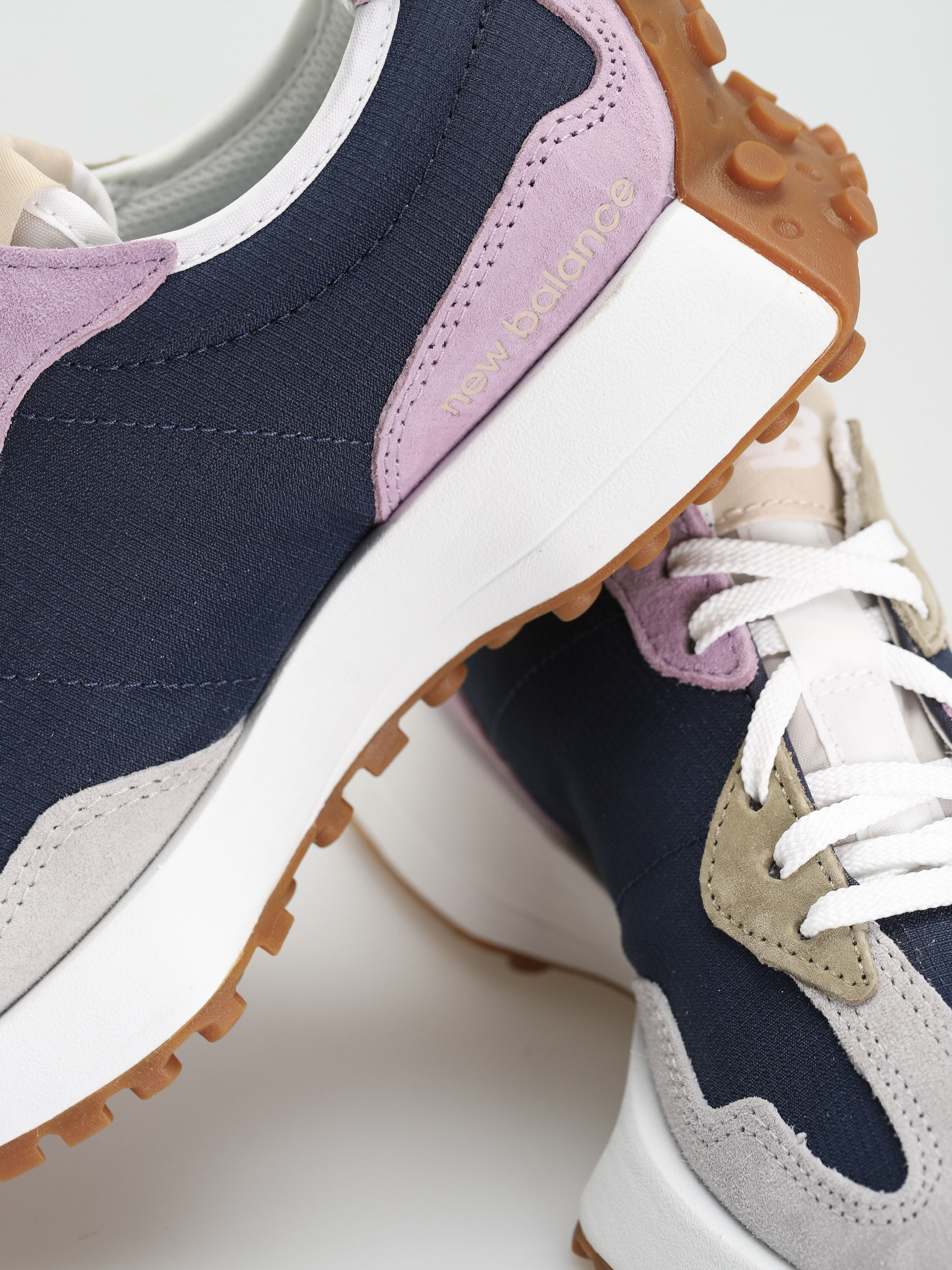 Buty New Balance 327 Wmn (natural indigo)