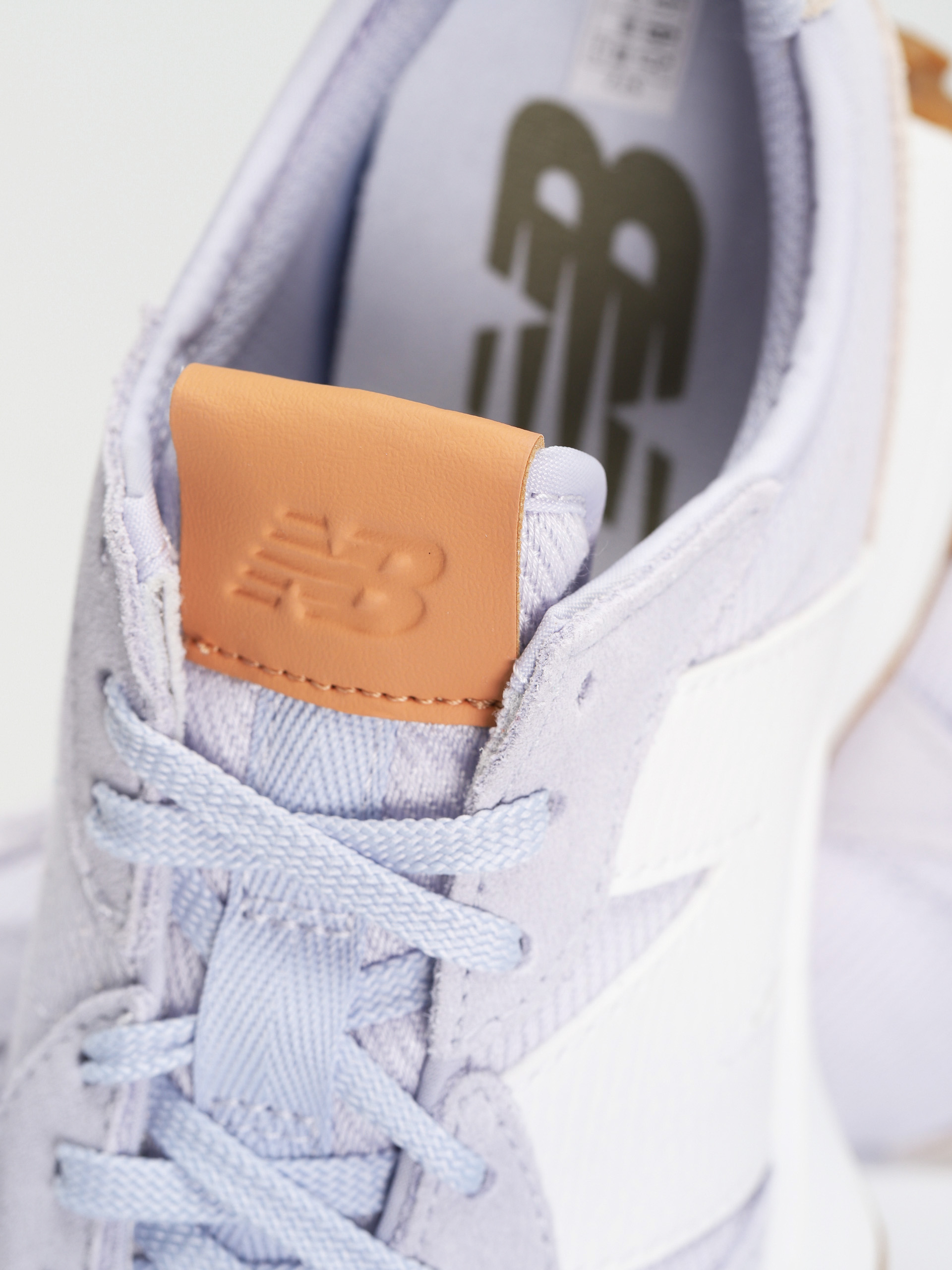 Buty New Balance 327 Wmn (violet haze)