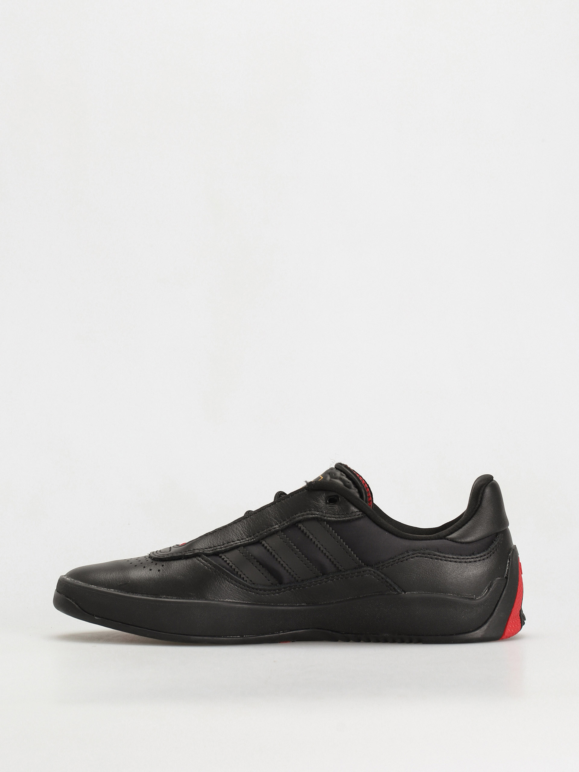 Buty adidas Puig (cblack/cblack/scarle)