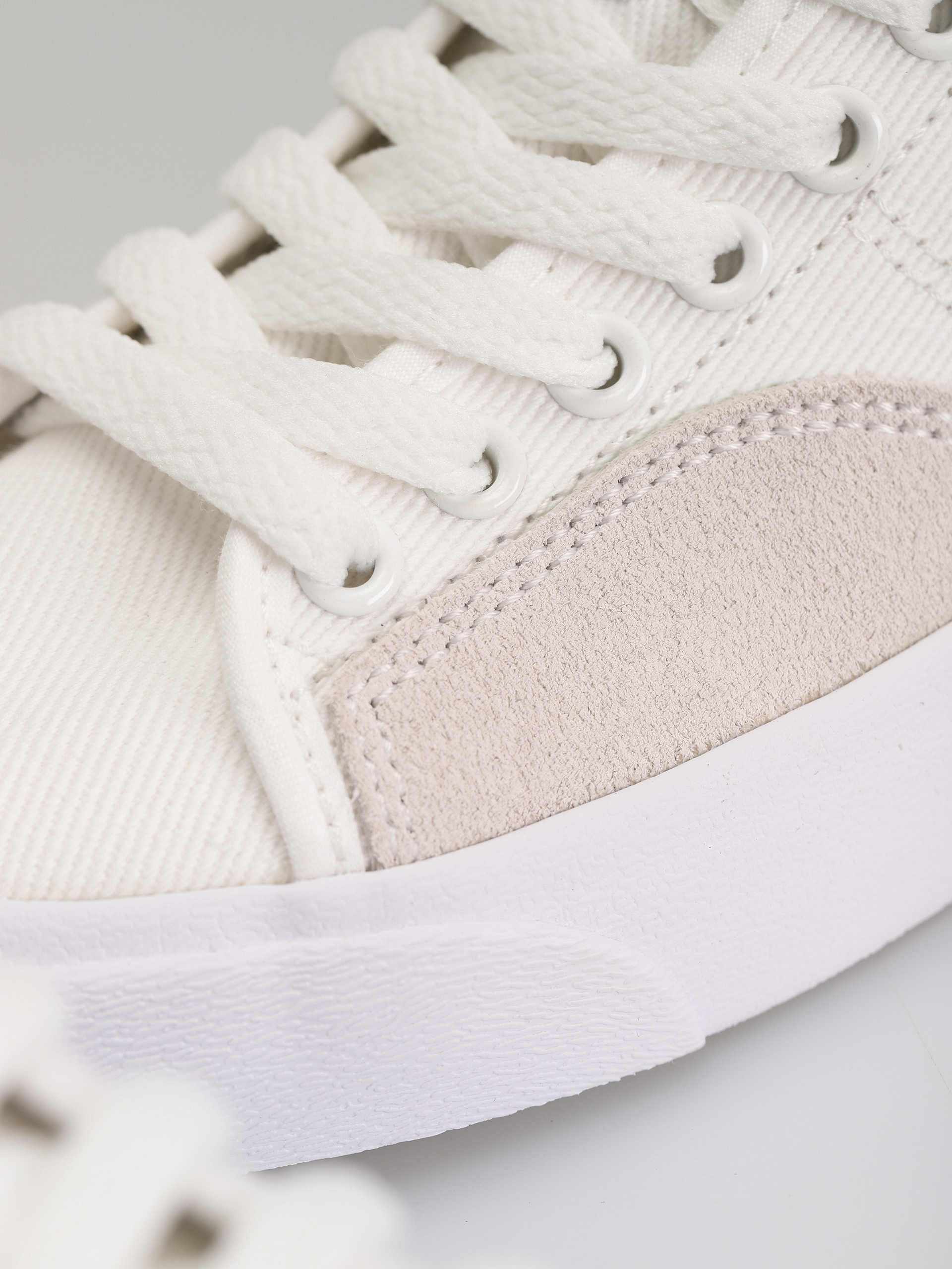 Buty Nike SB Blzr Court Mid Prm (white/black white)