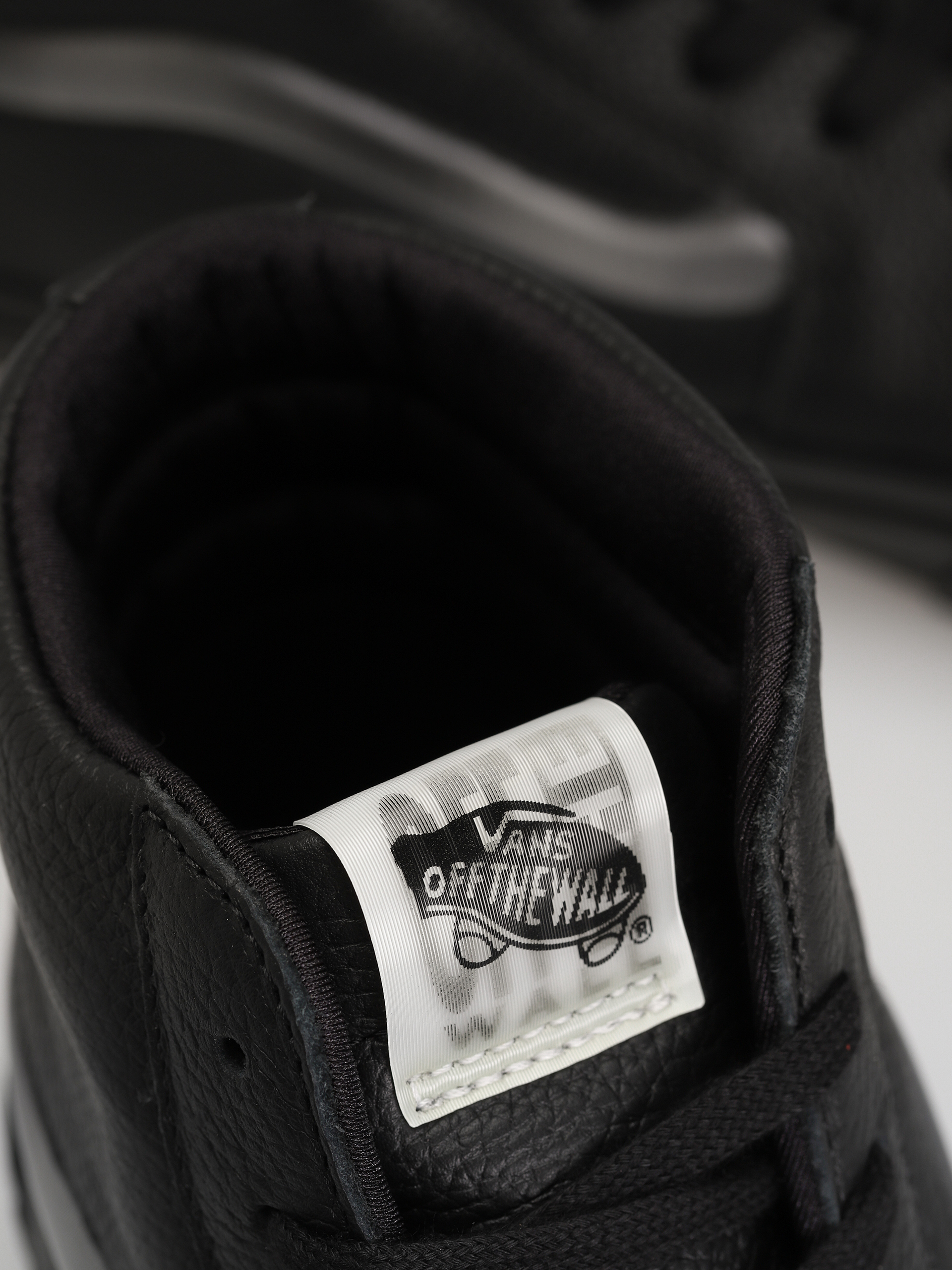 Buty Vans Sk8 Hi Xl (big mood black)