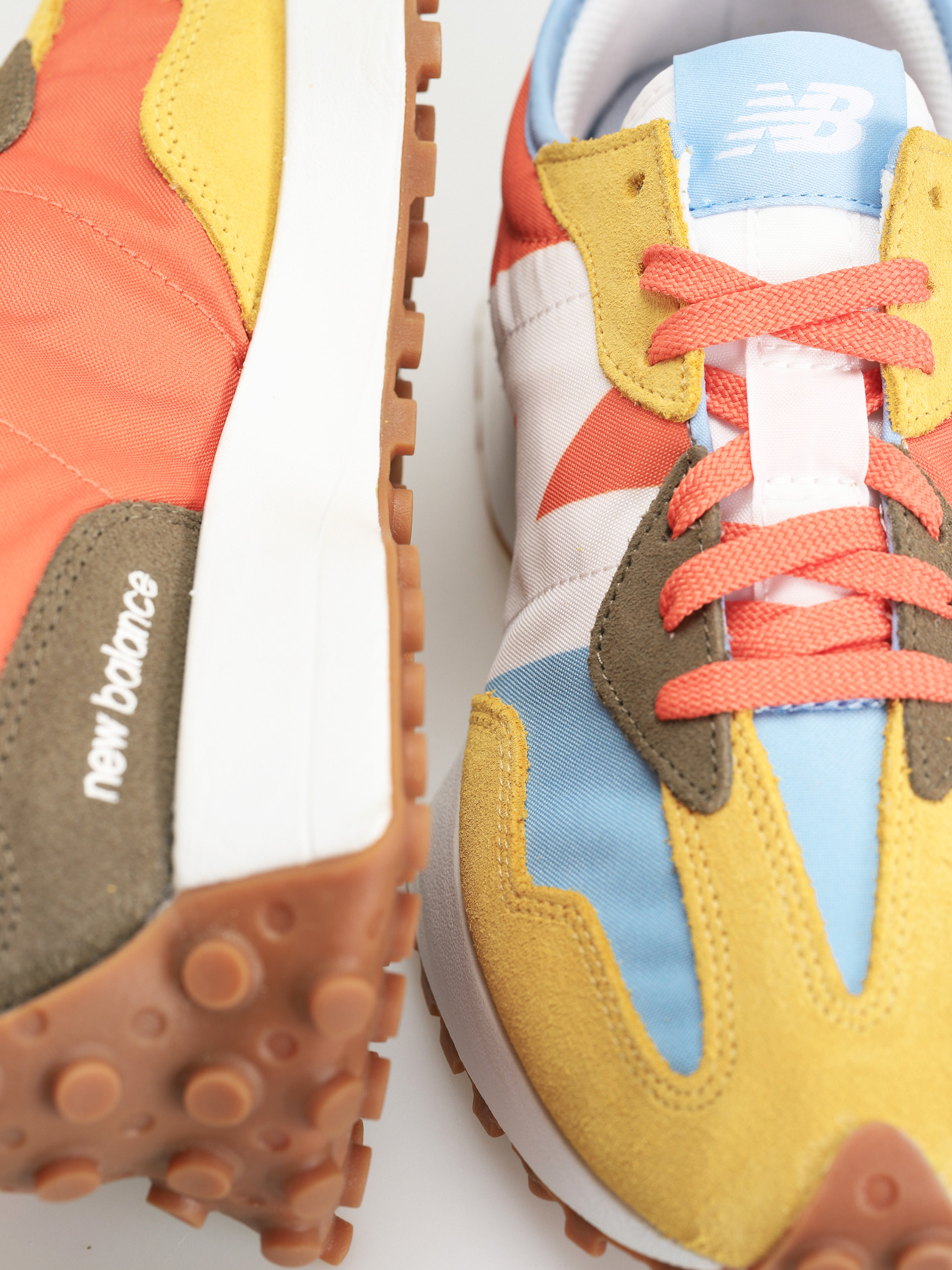 Buty New Balance 327 (red clay)