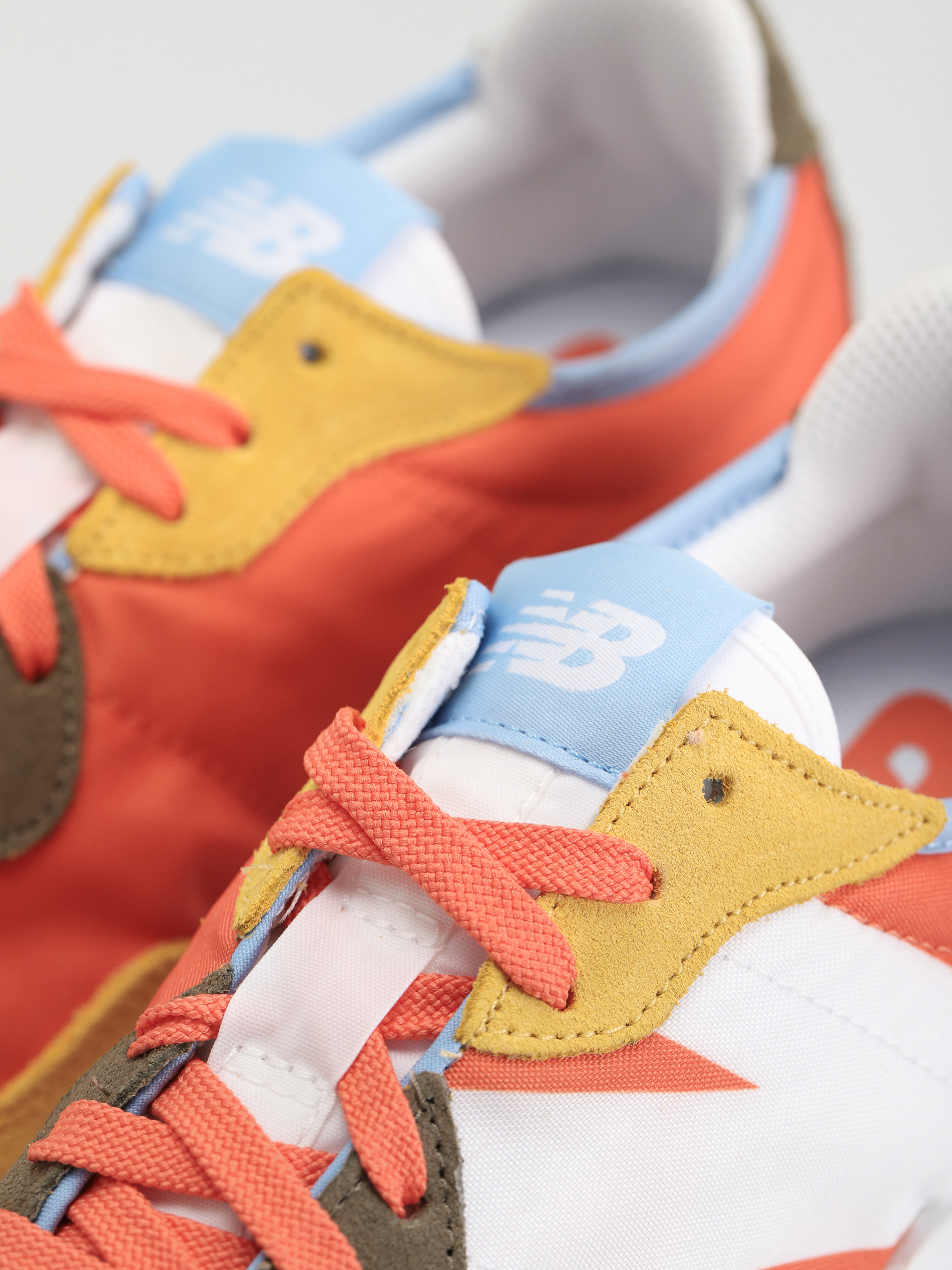 Buty New Balance 327 (red clay)