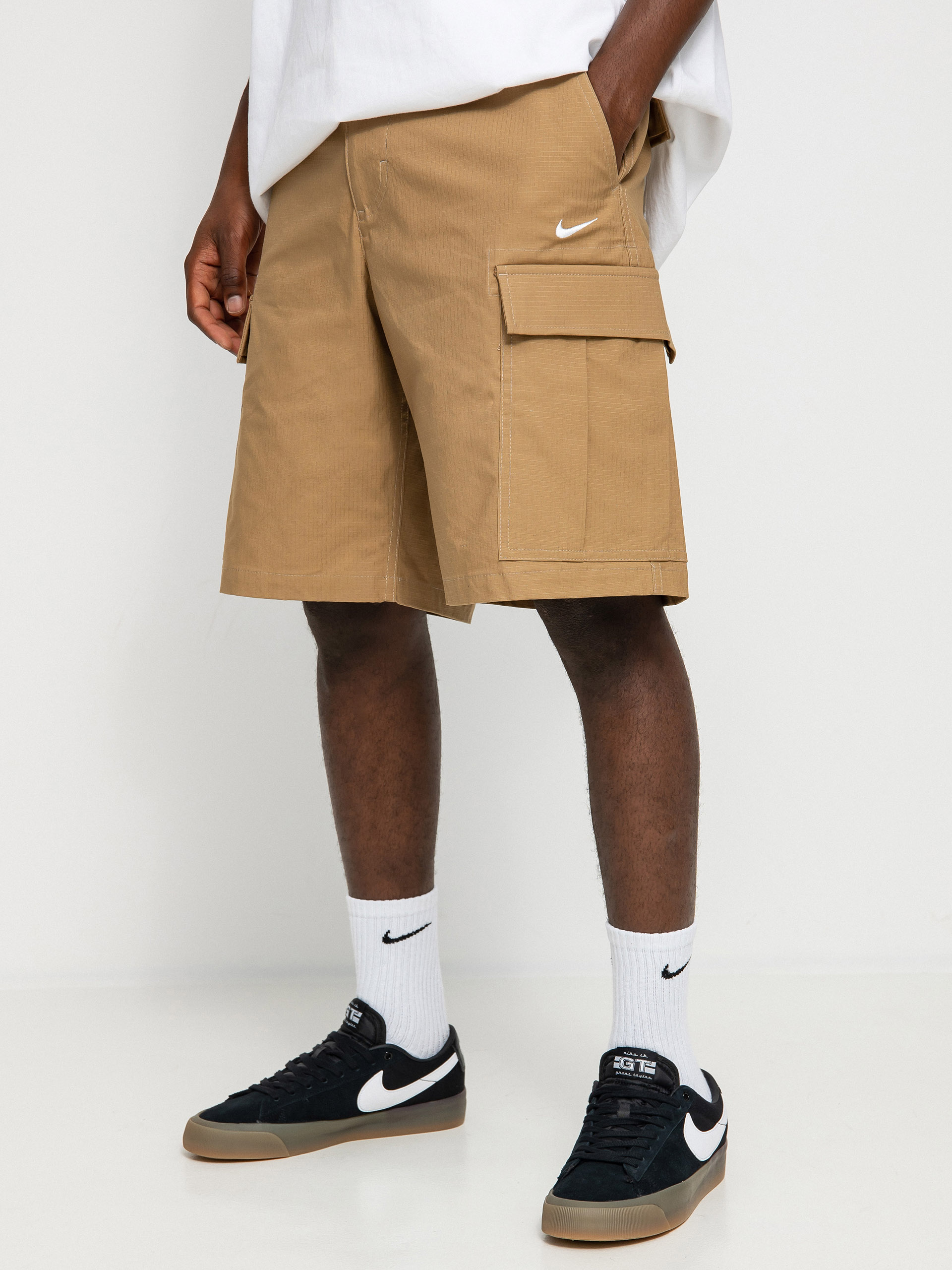 Szorty Nike SB Cargo (dk driftwood/white)
