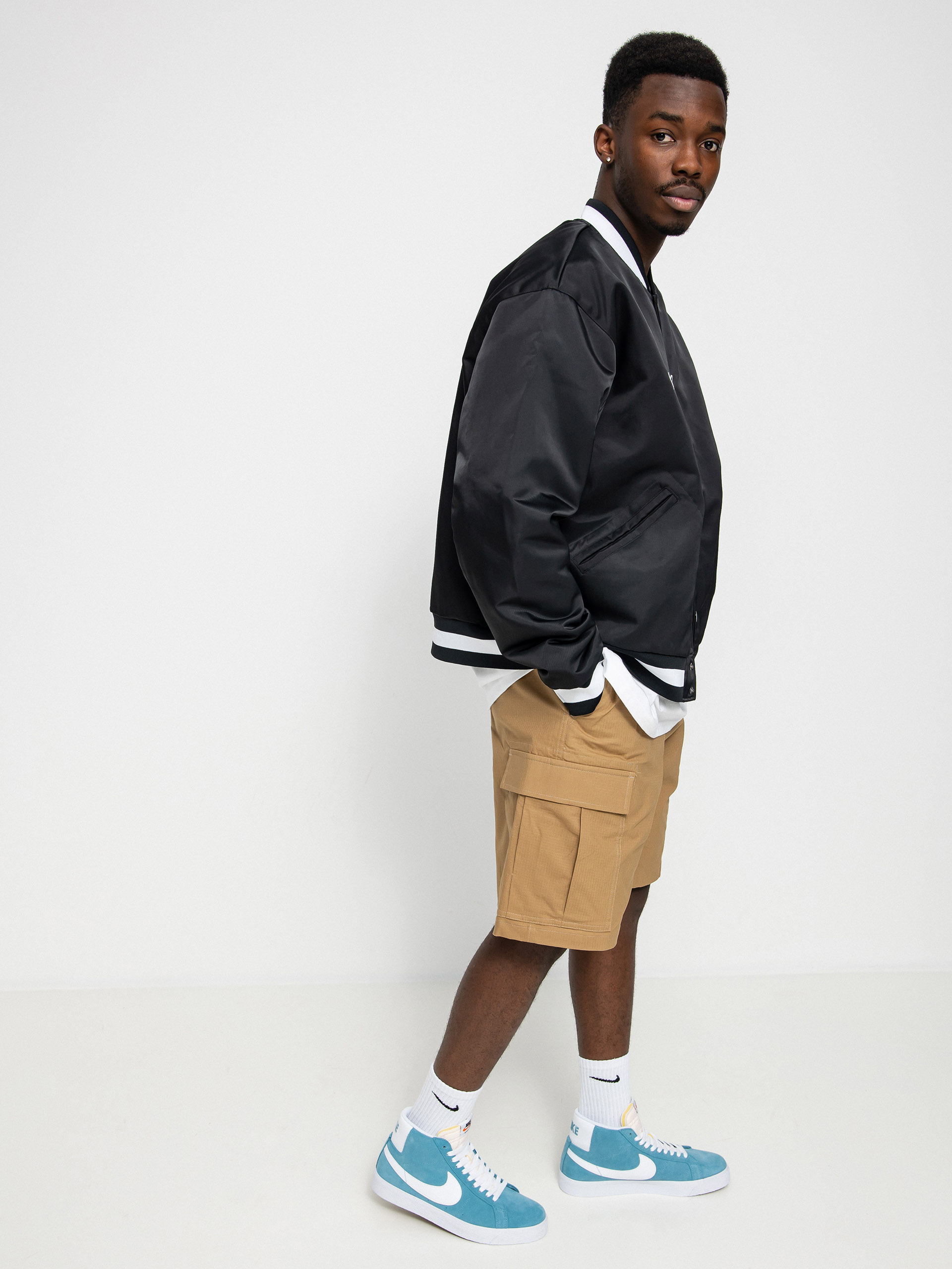 Kurtka Nike SB Bsbl Varsity (black/black/white/white)