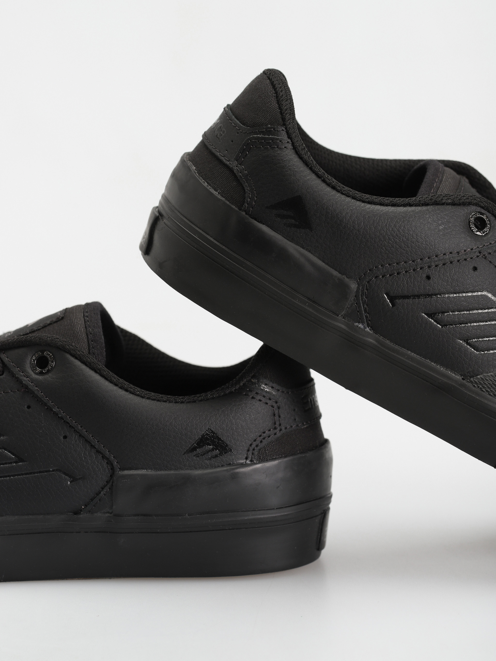 Buty Emerica The Low Vulc (black/black/black)