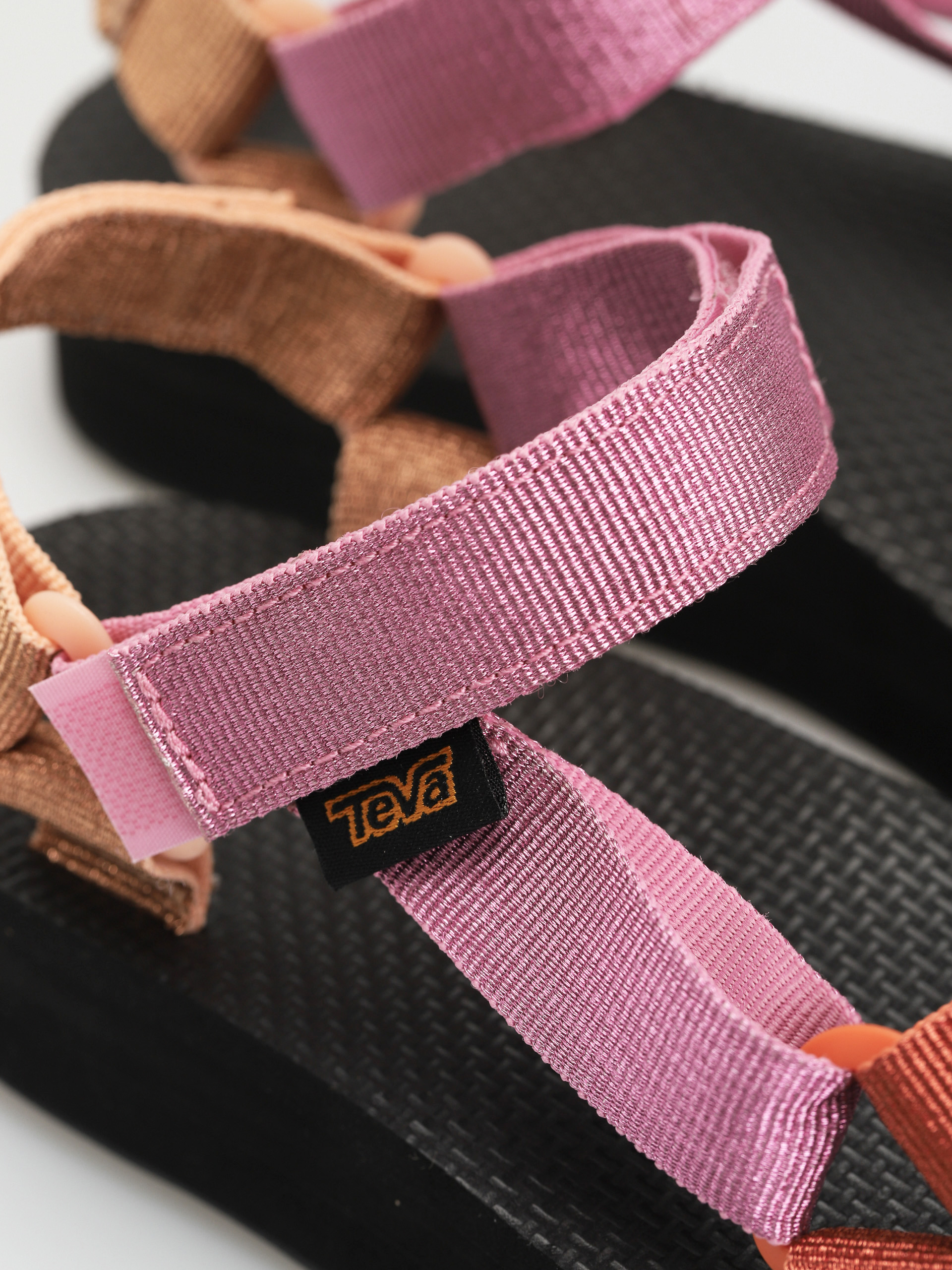 Sandały Teva Midform Universal Wmn (metalic pink multi)
