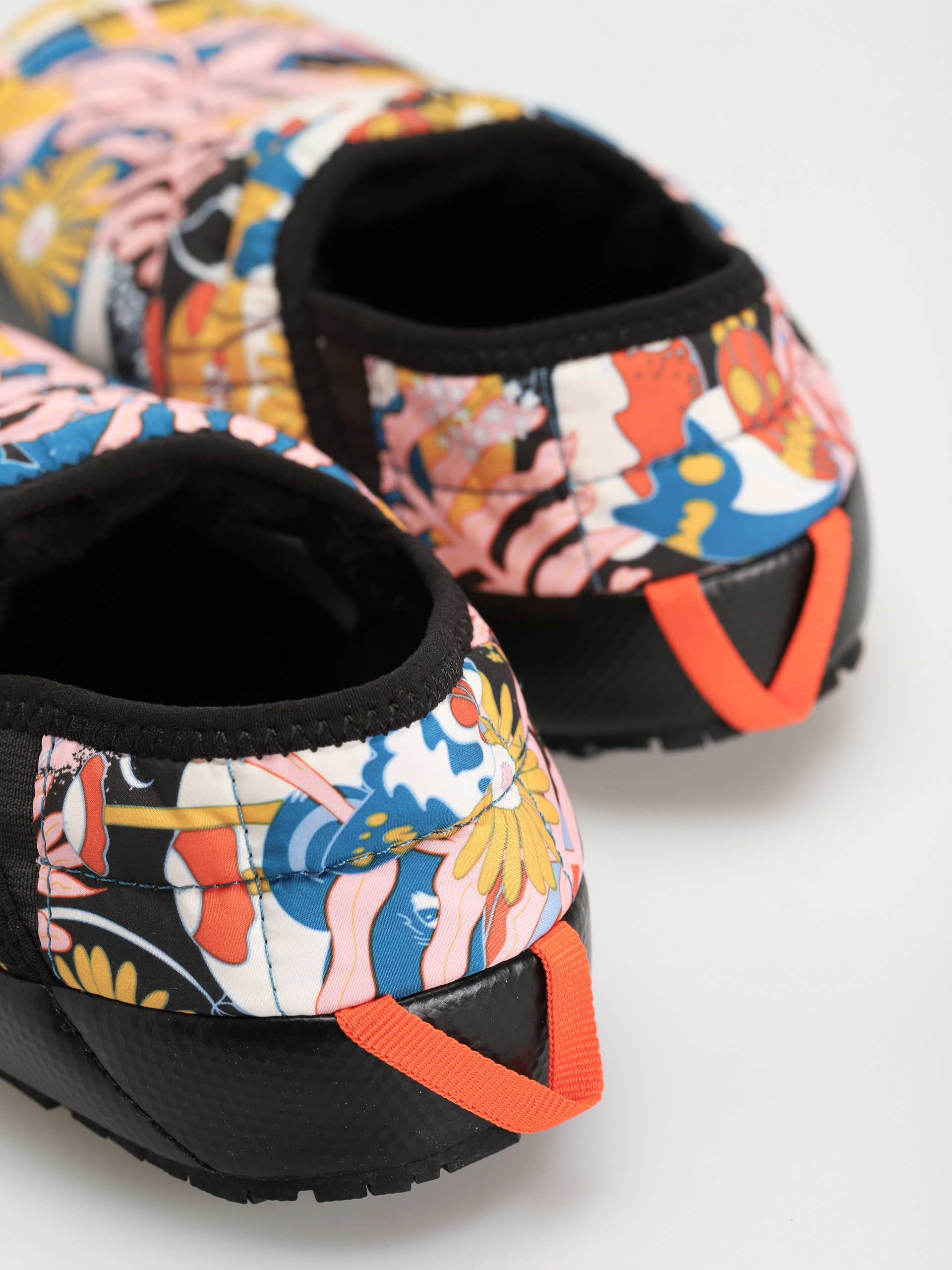 Buty The North Face Thermoball Traction Mule V Iwd Wmn (tnfbintlwmnclctnprnt/tnfb)