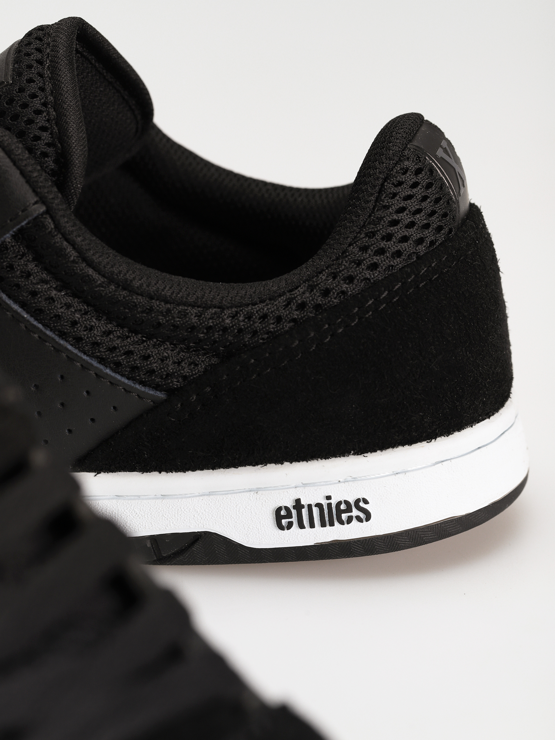 Buty Etnies Marana Og (black/white/gum)