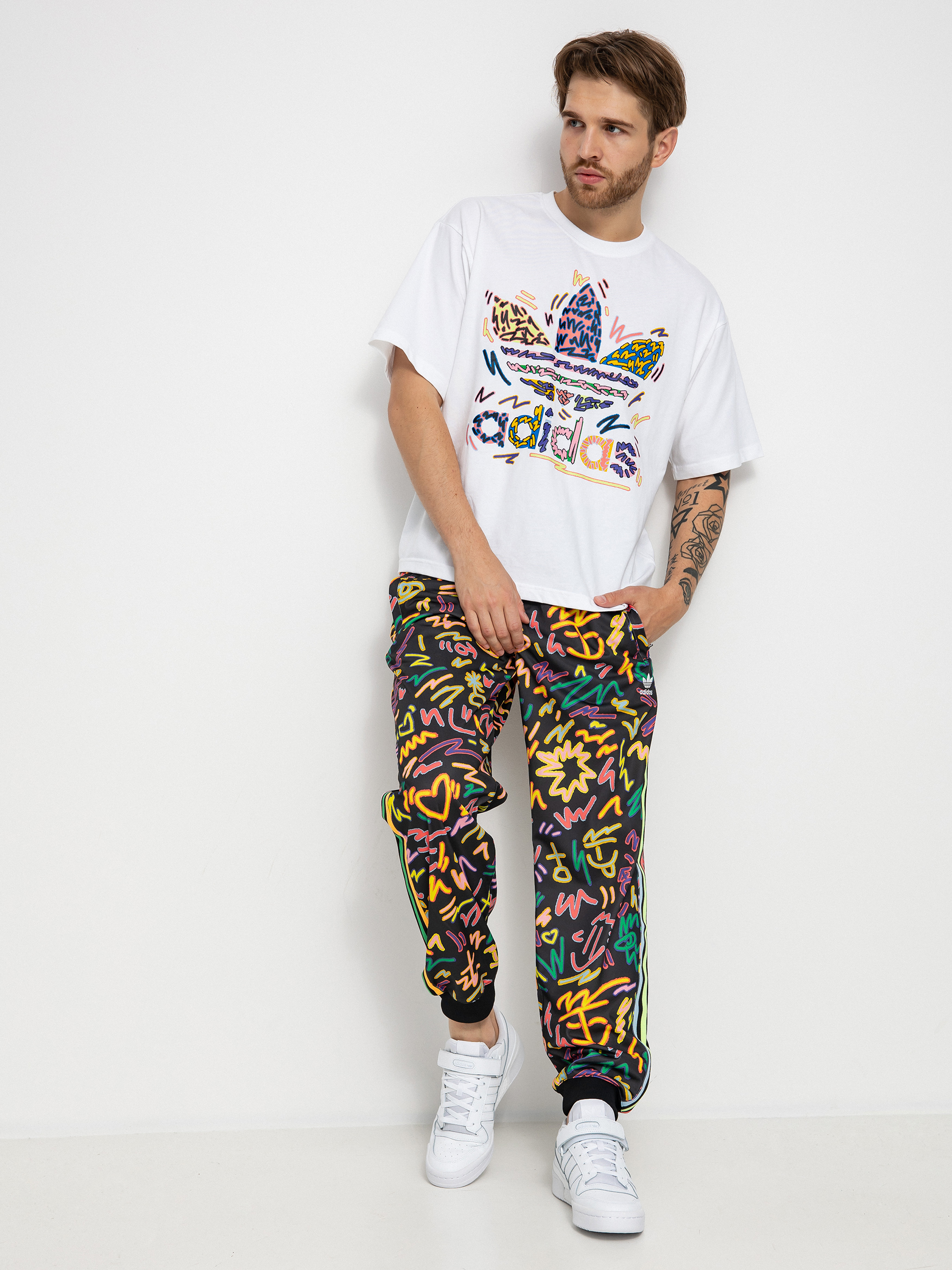 Spodnie adidas Originals Loveuni Sst (multco)