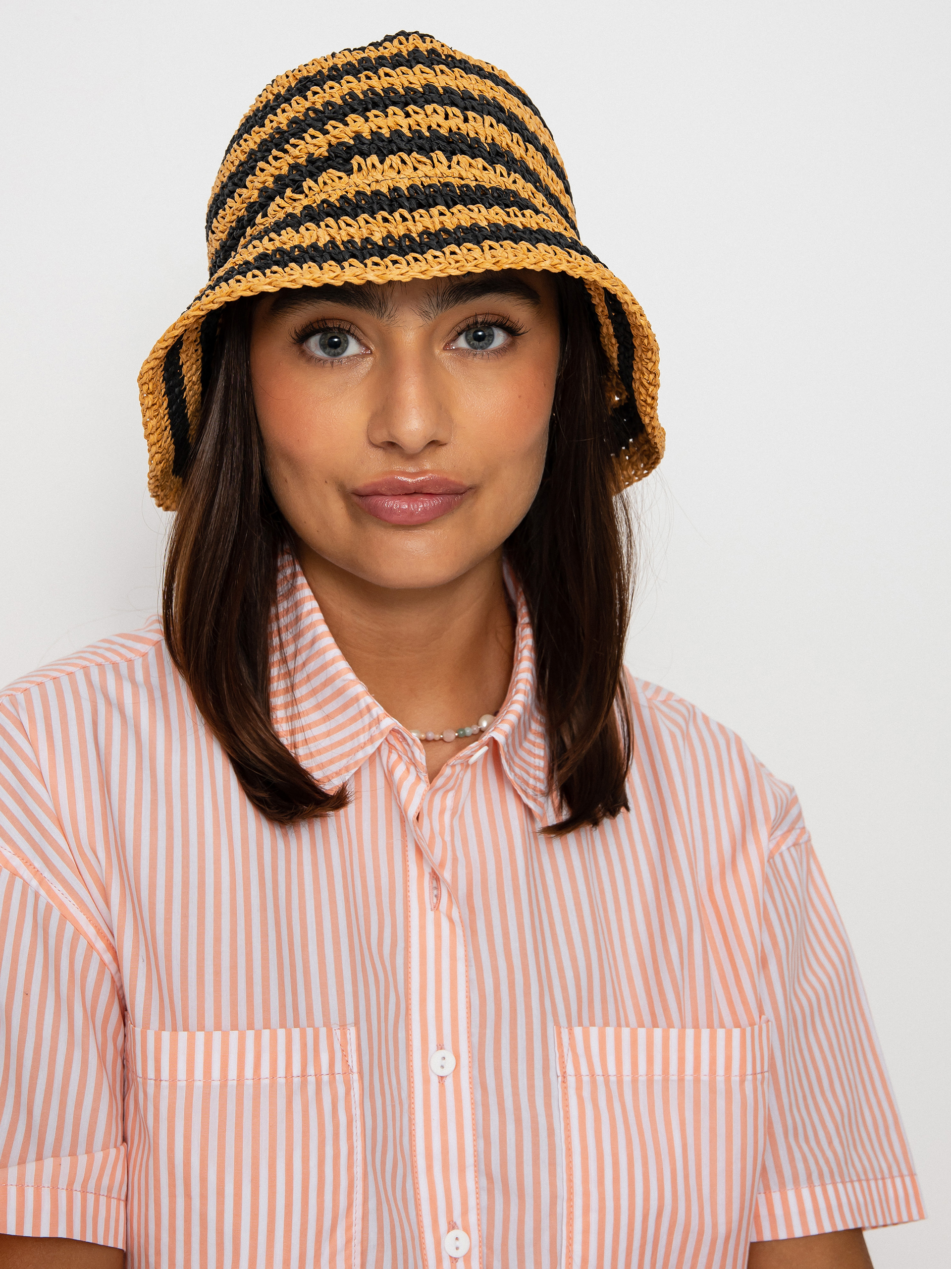 Kapelusz RVCA Right On Bucket Hat Wmn (khaki)