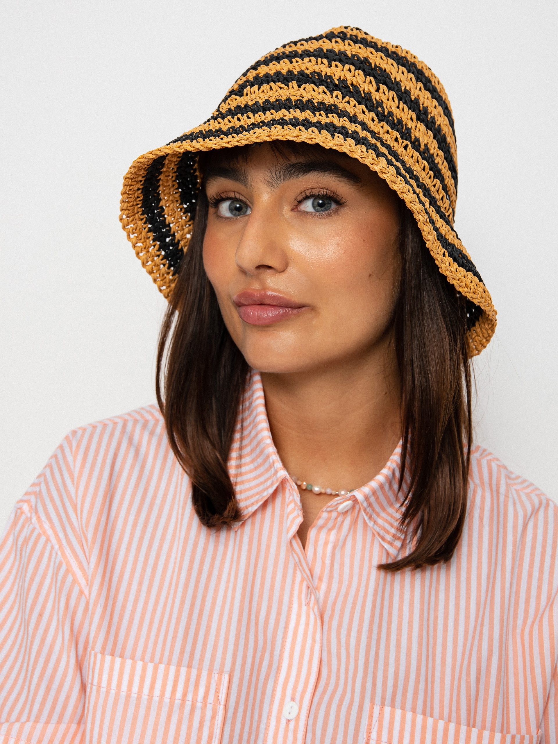 Kapelusz RVCA Right On Bucket Hat Wmn (khaki)