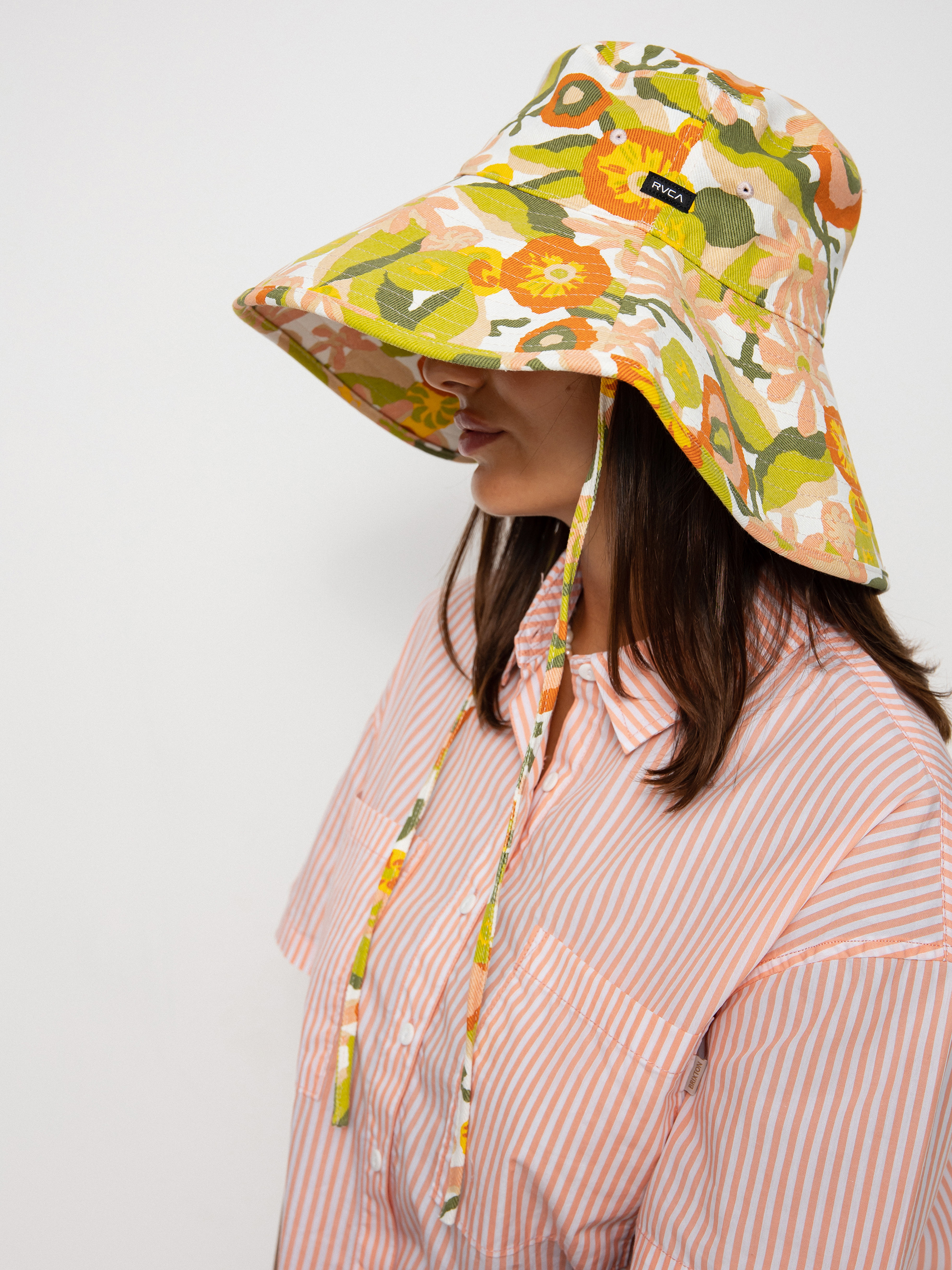 Kapelusz RVCA Sunlight Bucket Hat Wmn (white)