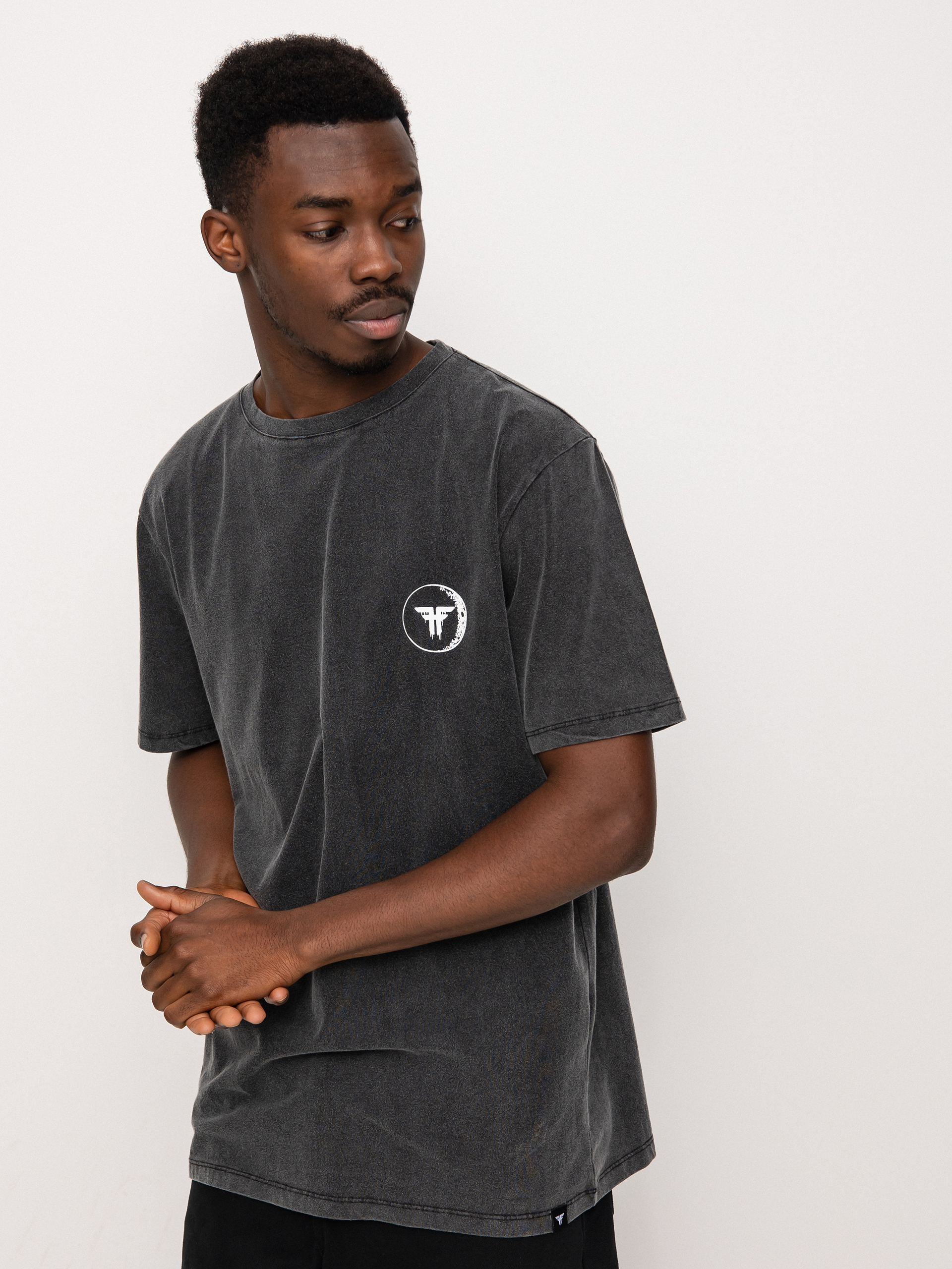 T-shirt Fallen Dead Moon (black enzymatic wash/white x elliot sloan)