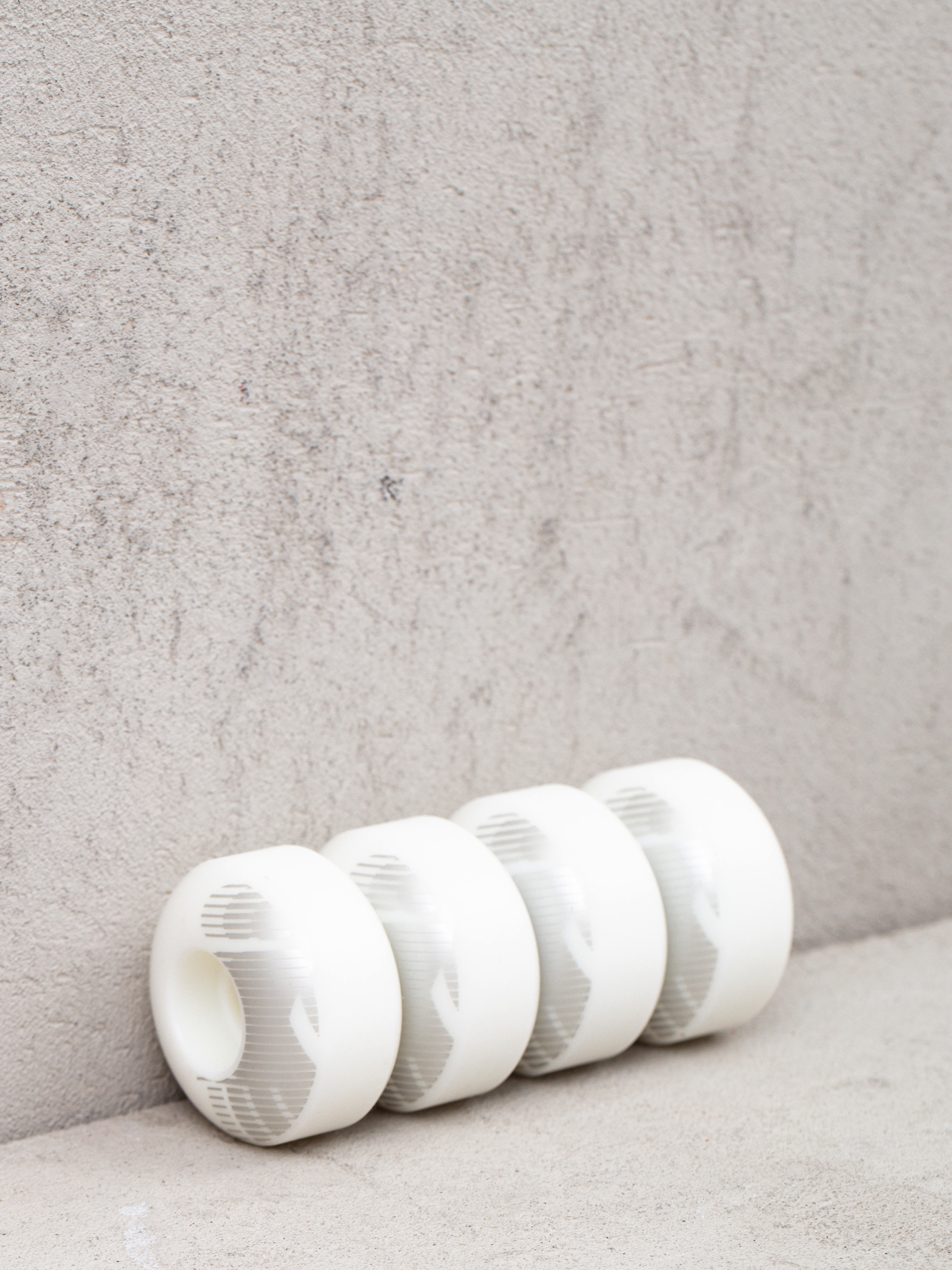 Kółka Girl Skateboard Hero Staple (white/silver)