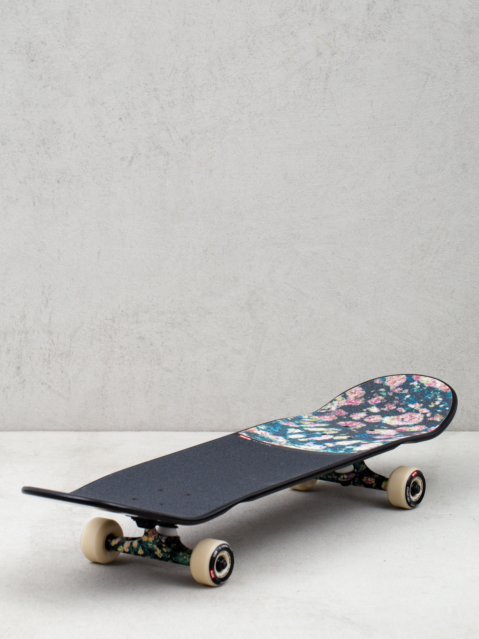 Deskorolka Globe Chisel (black/don'tf&ckit)