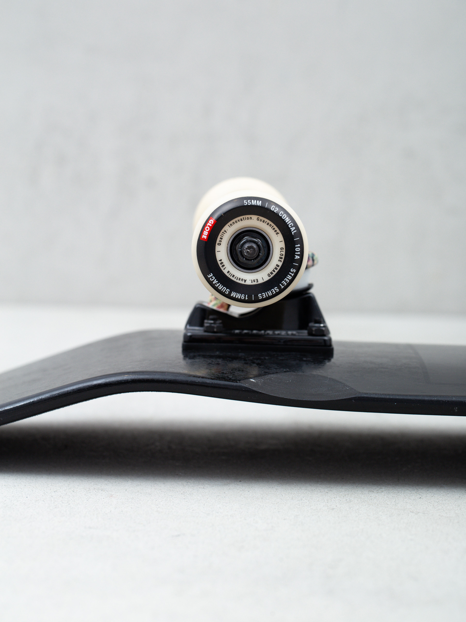 Deskorolka Globe Chisel (black/don'tf&ckit)