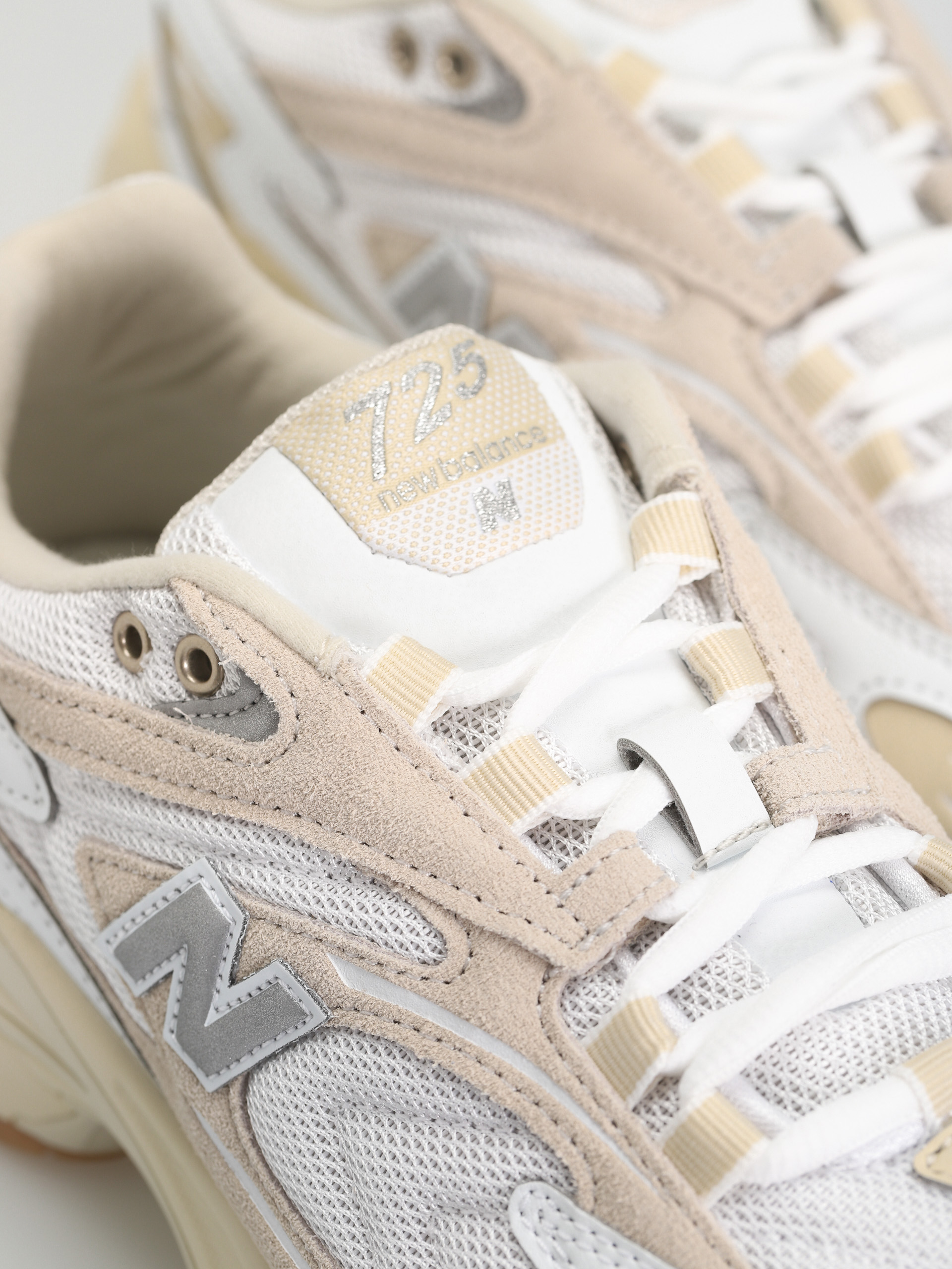 Buty New Balance 725 (white)
