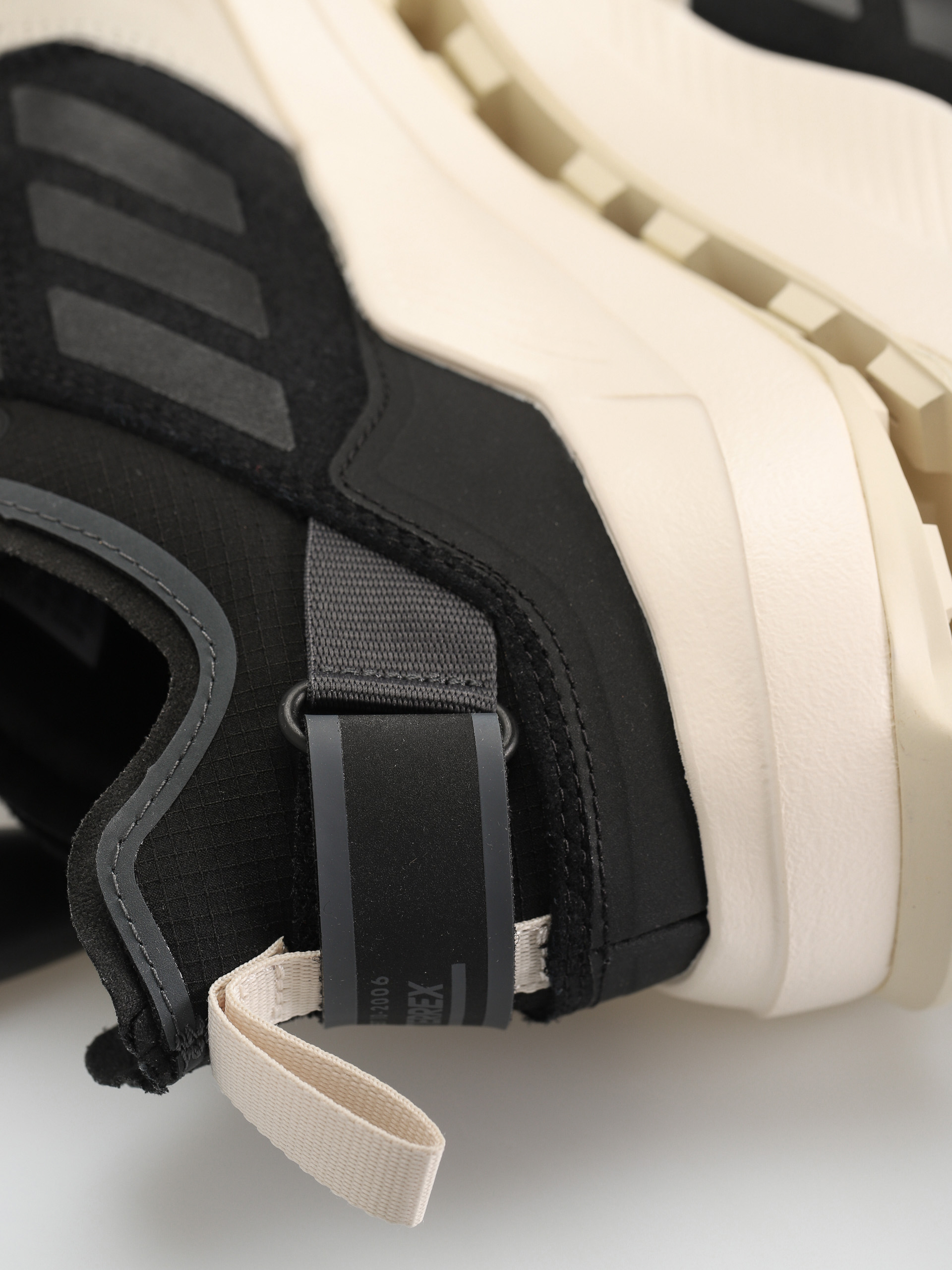 Buty adidas Originals Terrex Hikster (cblack/gresix/wonwhi)