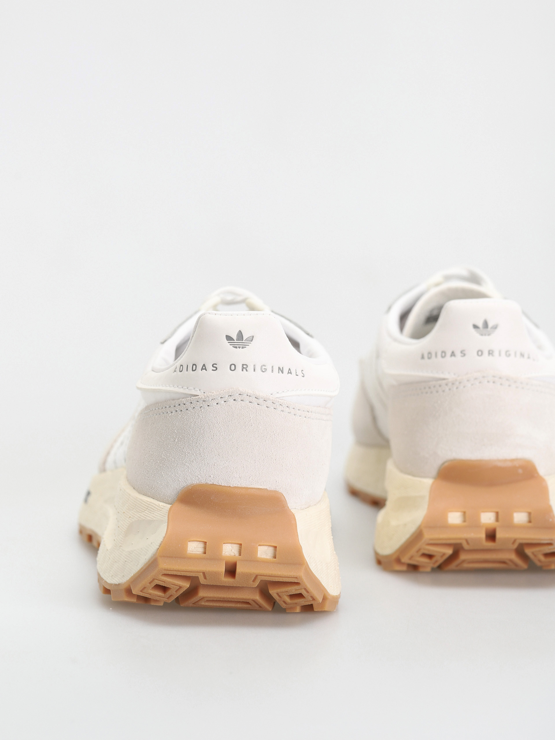 Buty adidas Originals Retropy E5 (crywht/msilve/ftwwht)