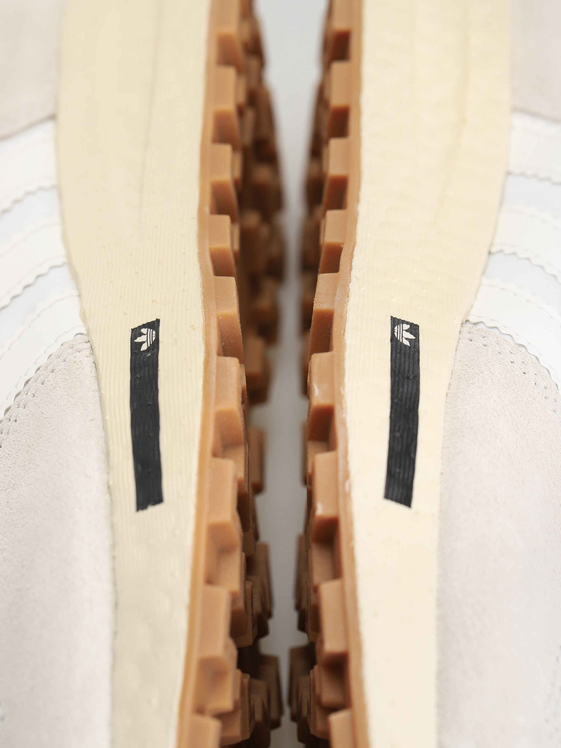 Buty adidas Originals Retropy E5 (crywht/msilve/ftwwht)