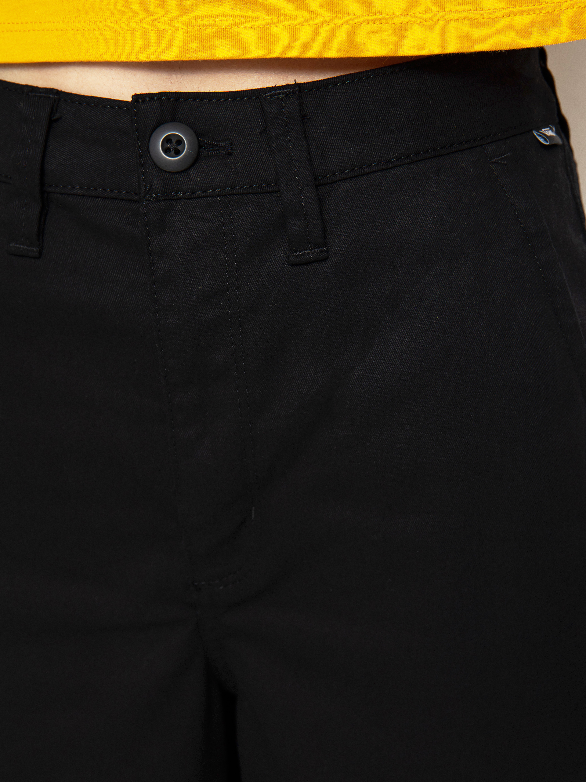 Spodnie Vans Authentic Chino Wmn (authentic black)