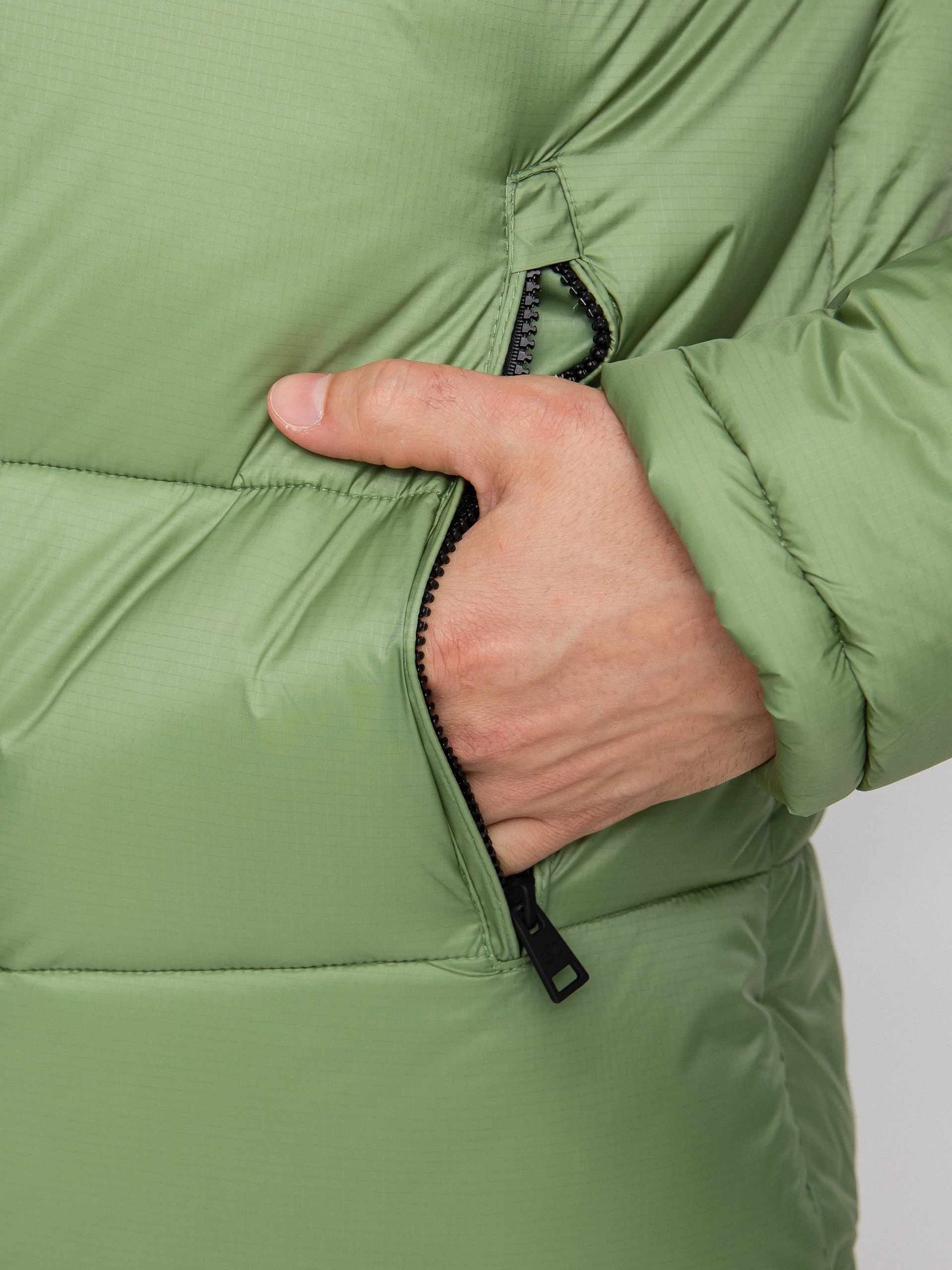 Kurtka Champion Legacy Hooded Jacket 218080 (sgr/nbk)