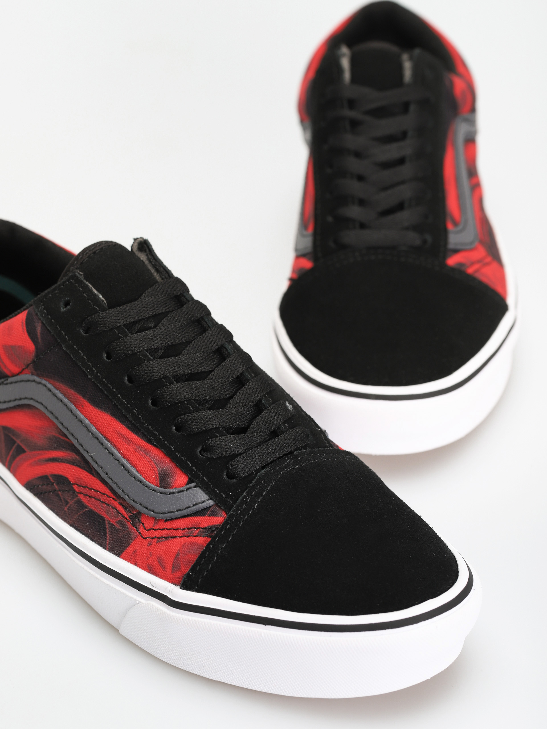 Buty Vans Comfycush Old Skool (after dark black/red)
