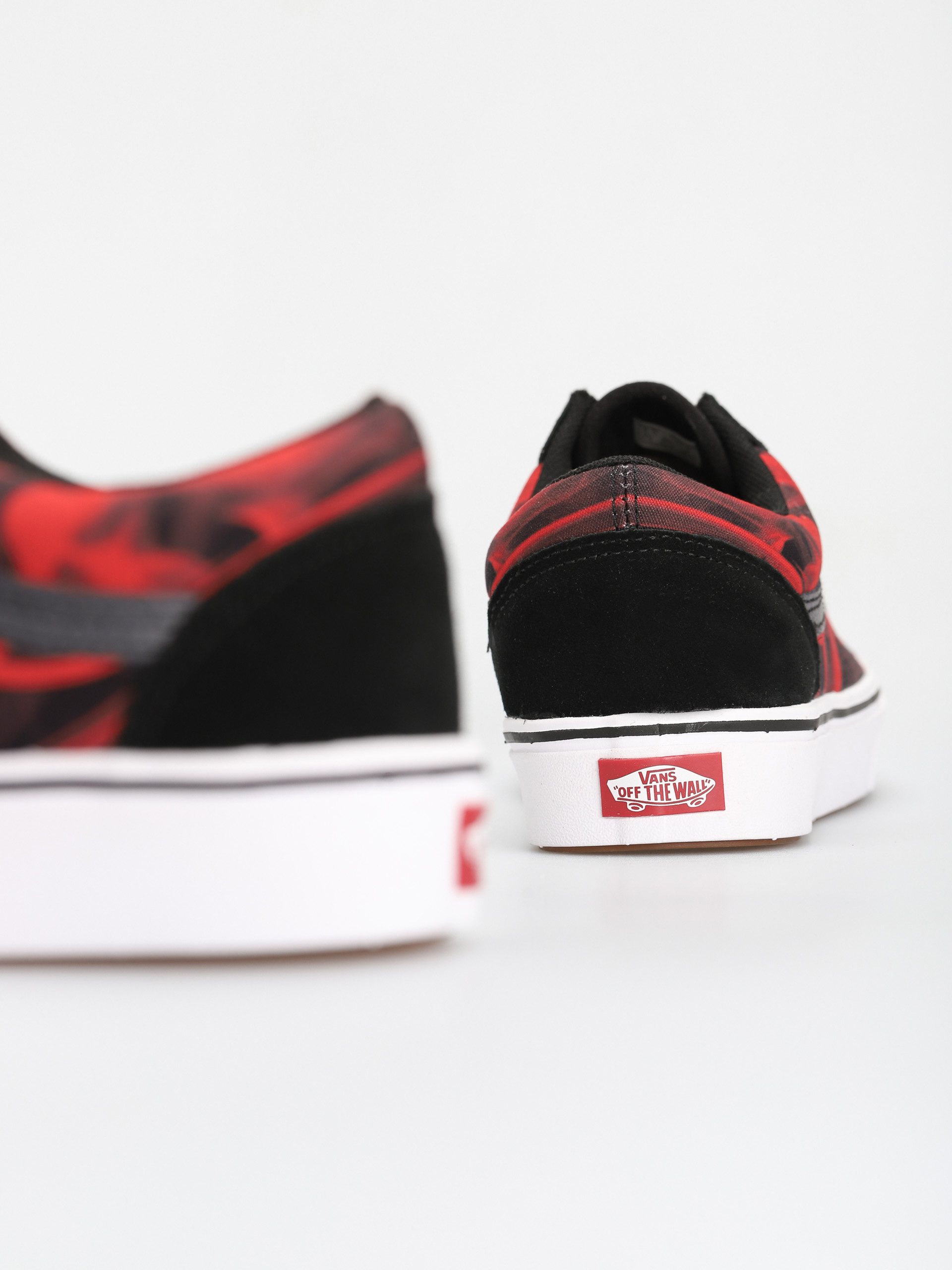 Buty Vans Comfycush Old Skool (after dark black/red)