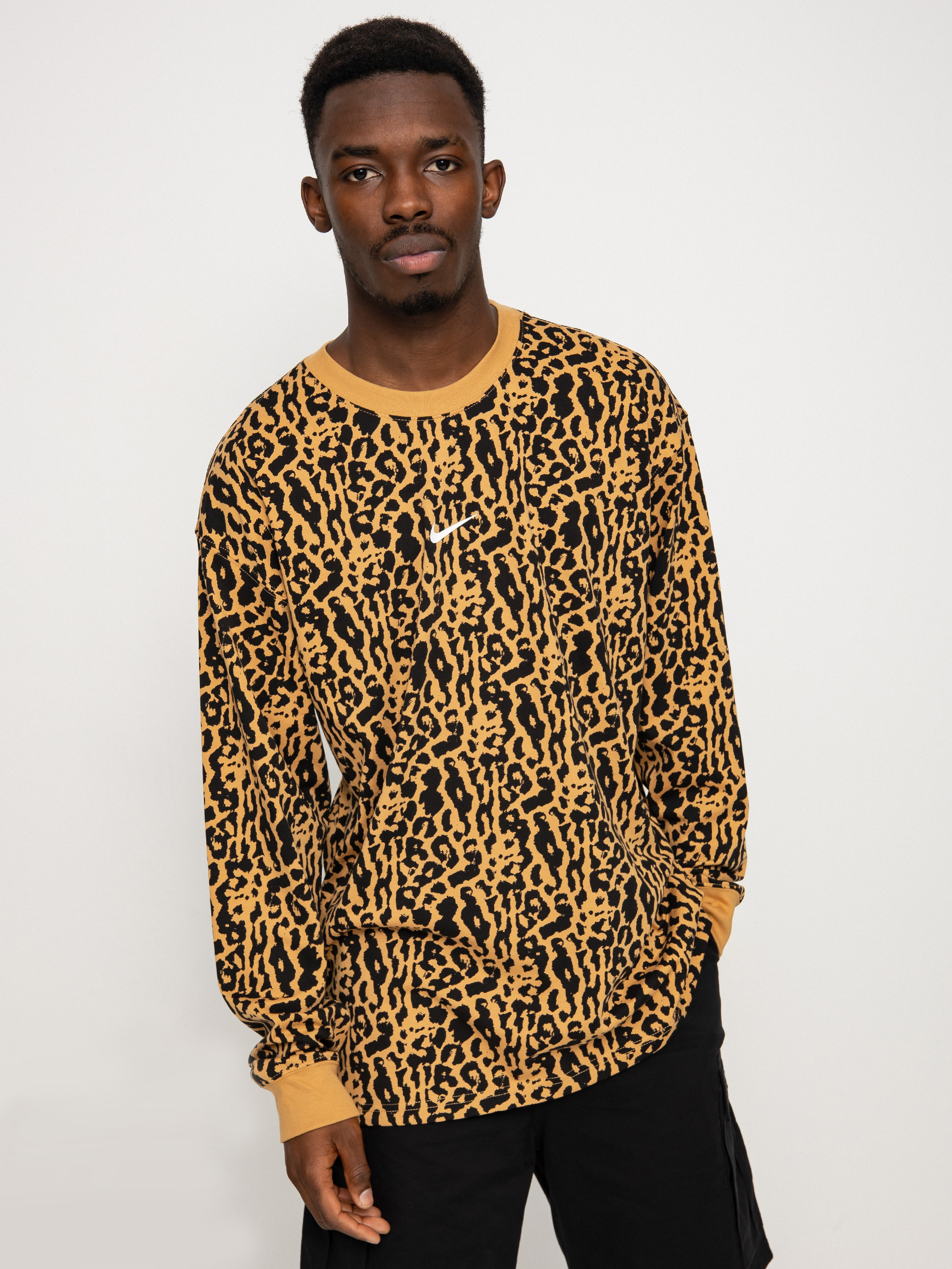 Longsleeve Nike SB Aop (elemental gold/black)