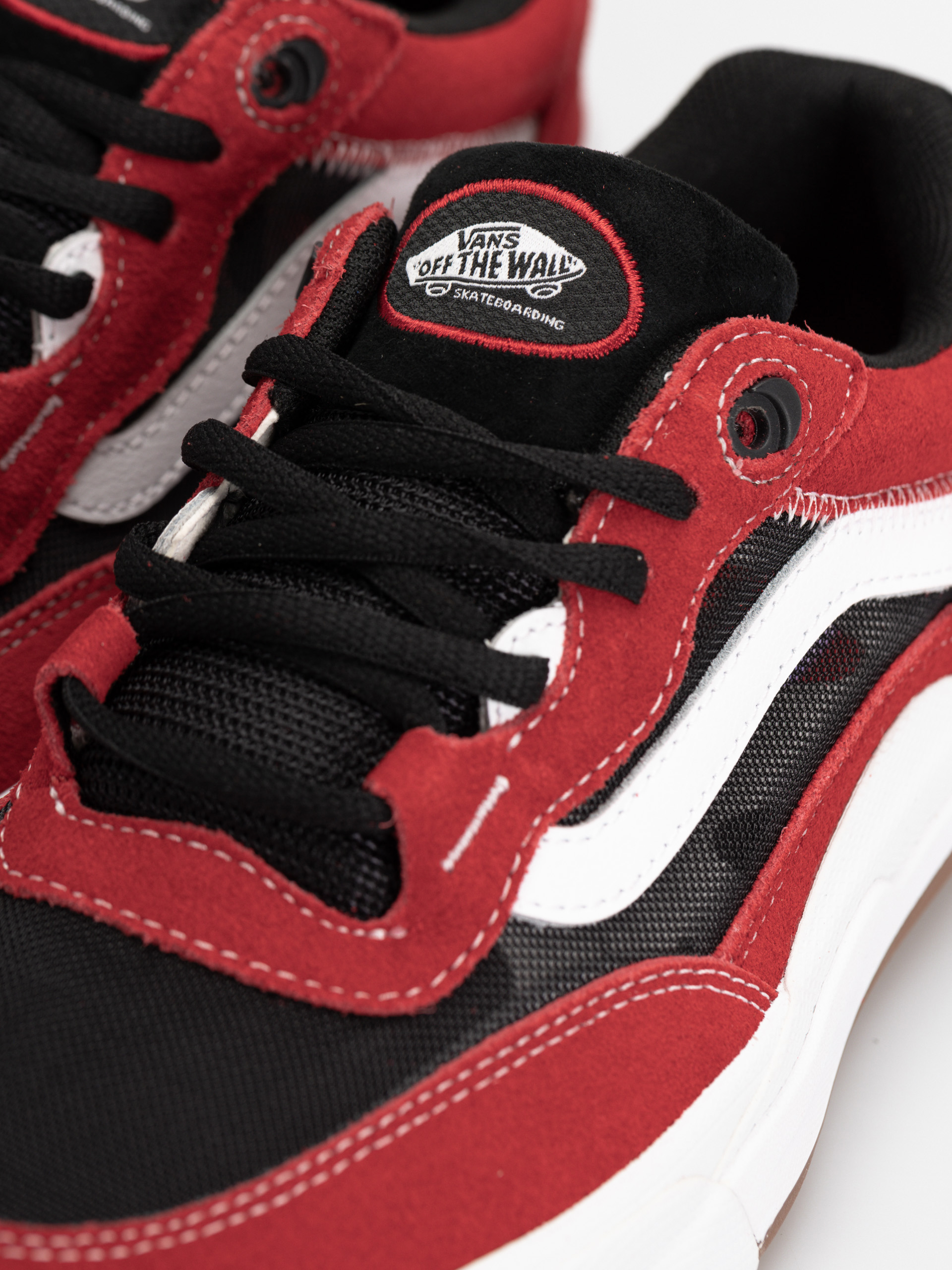 Buty Vans Wayvee (athletic black/red)