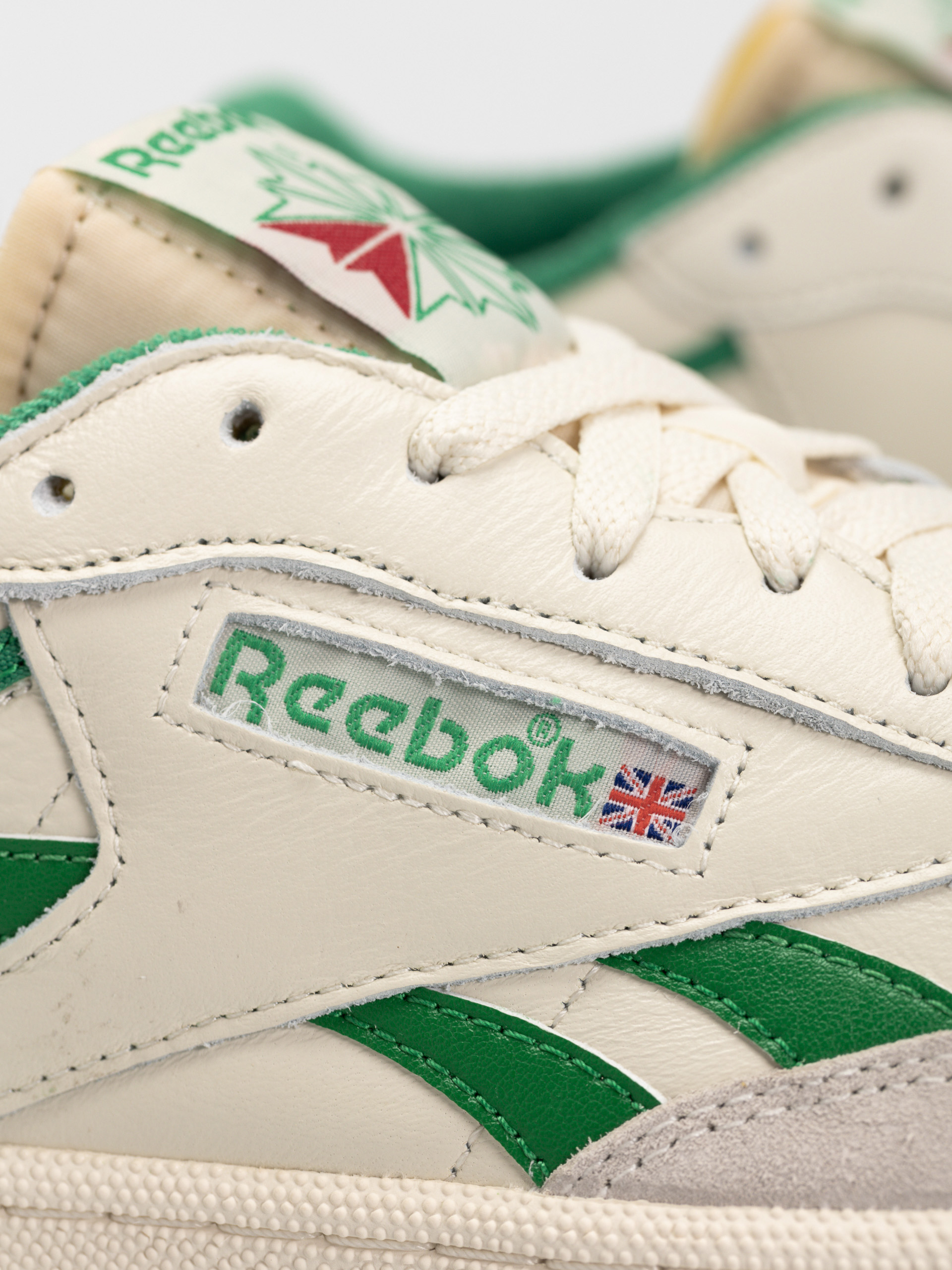 Buty Reebok Club C Revenge Vint (chalk/papwht/glegrn)