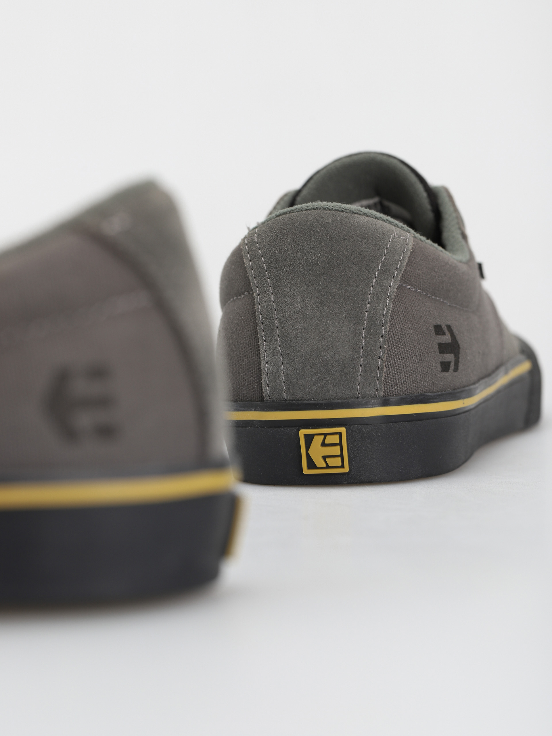 Buty Etnies Jameson Vulc (grey/black/gold)