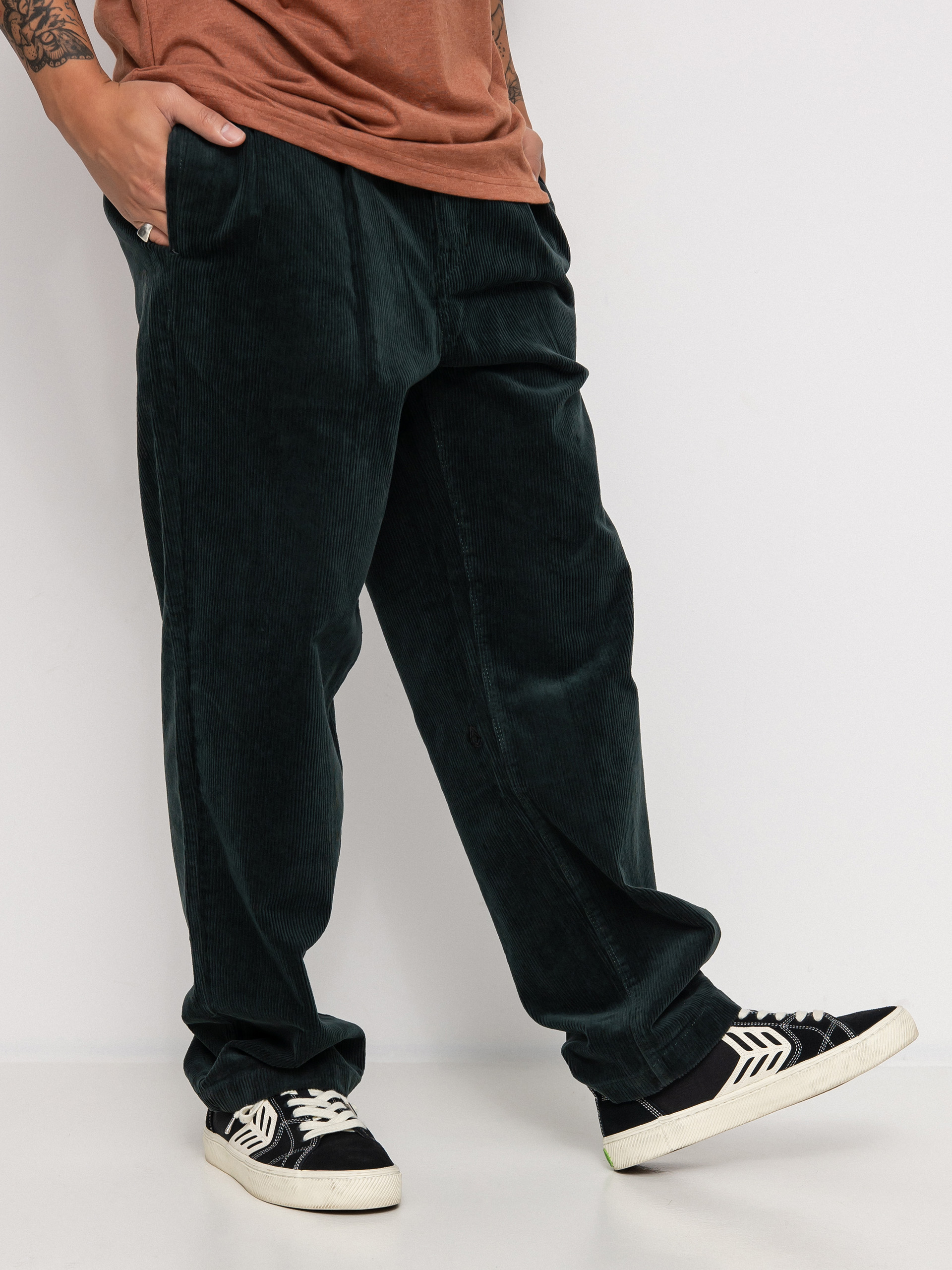 Spodnie Volcom Louie Lopez Tapered Cord (cedar green)