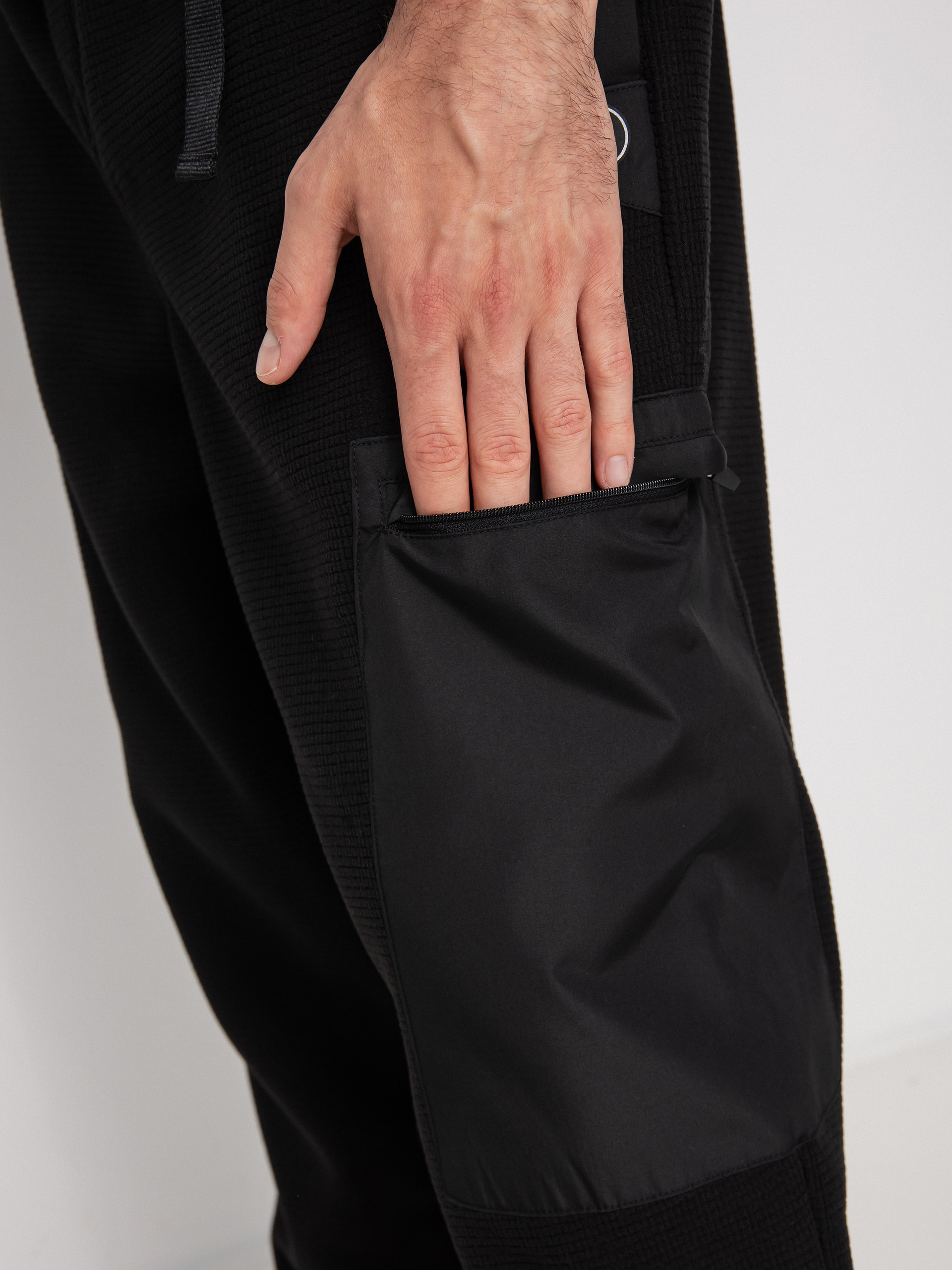 Spodnie Volcom Muzzer Tripper Fleece (black)