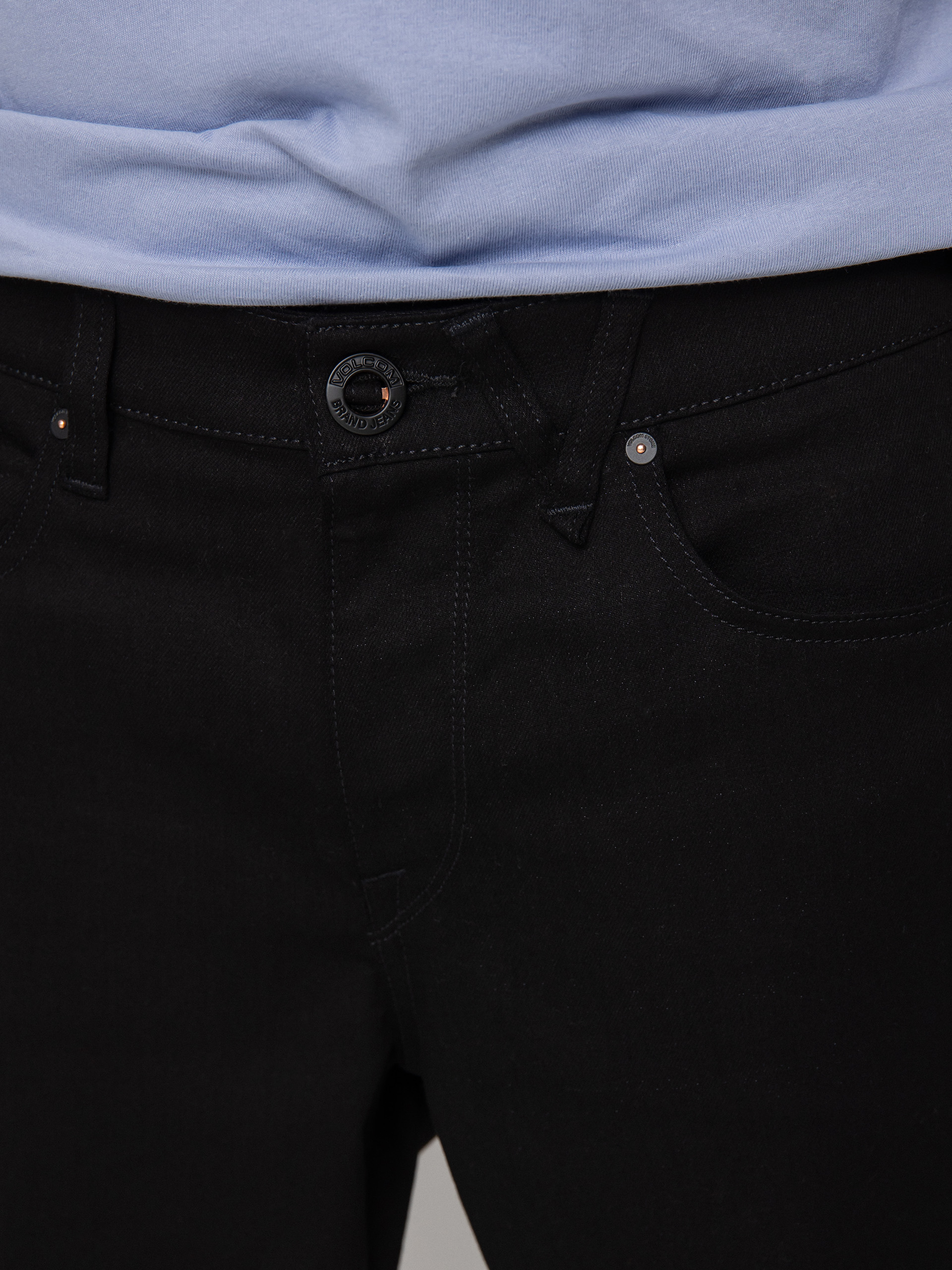 Spodnie Volcom Modown Tapered Denim (black on black)