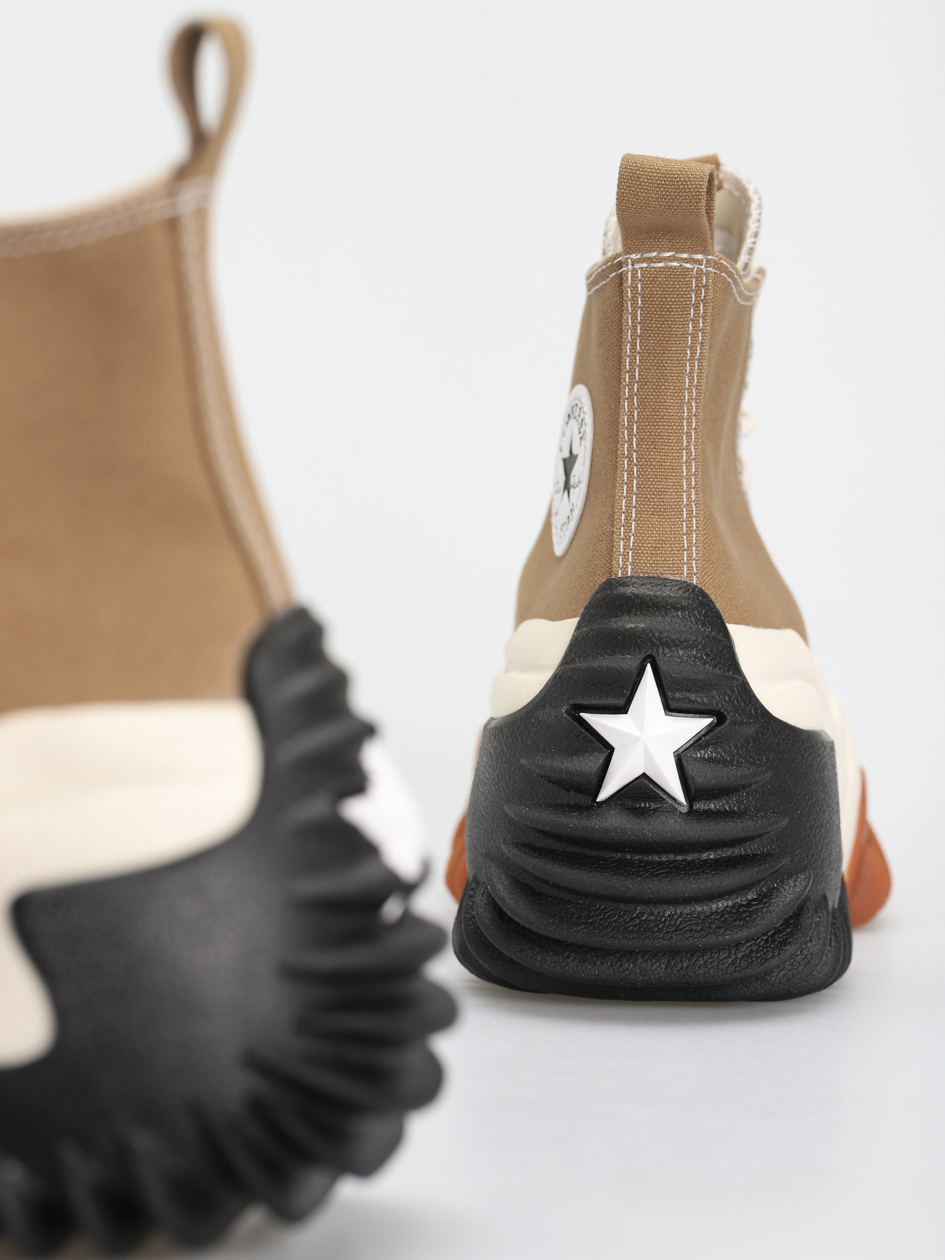 Buty Converse Run Star Motion Hi (sand dune/black/egret)
