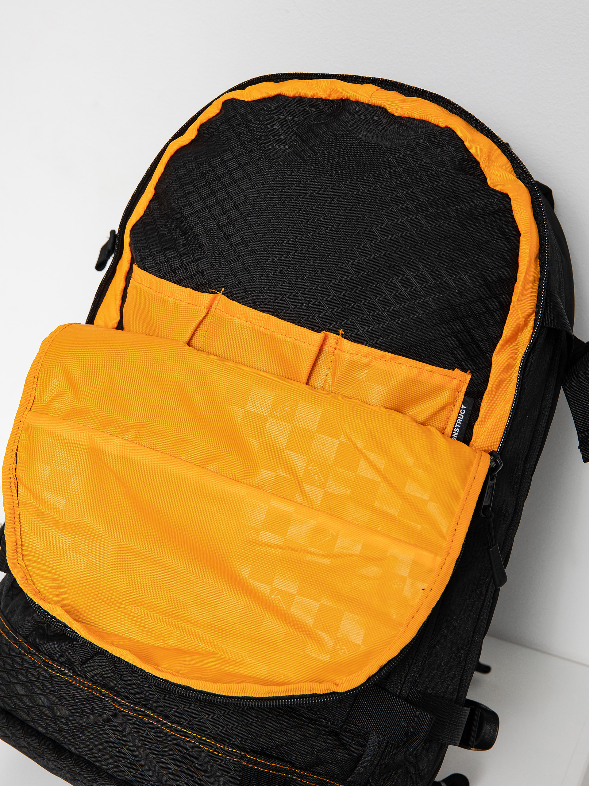 Plecak Vans Construct Snowpack (black)