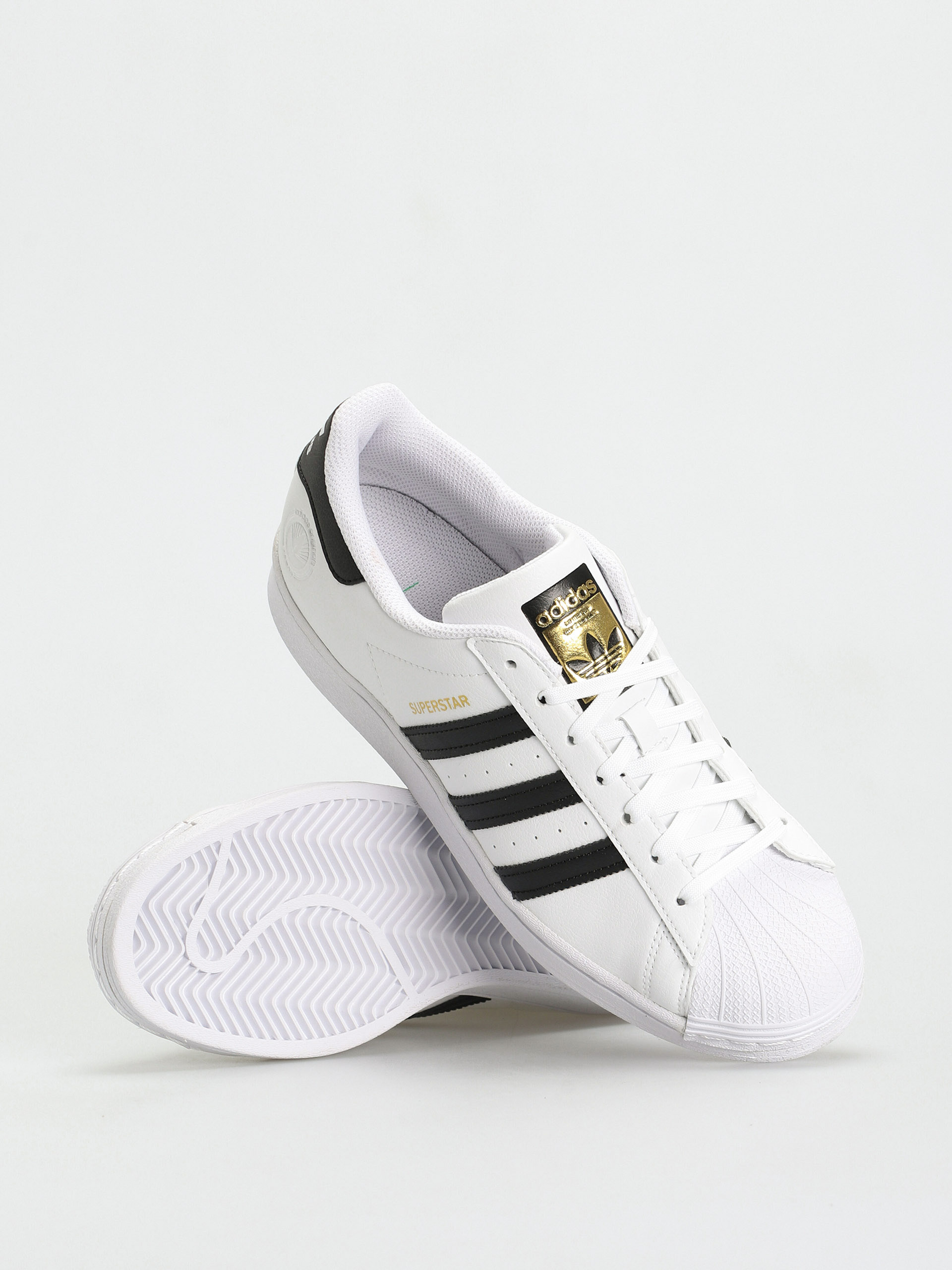 Buty adidas Originals Superstar Vegan (ftwwht/cblack/green)
