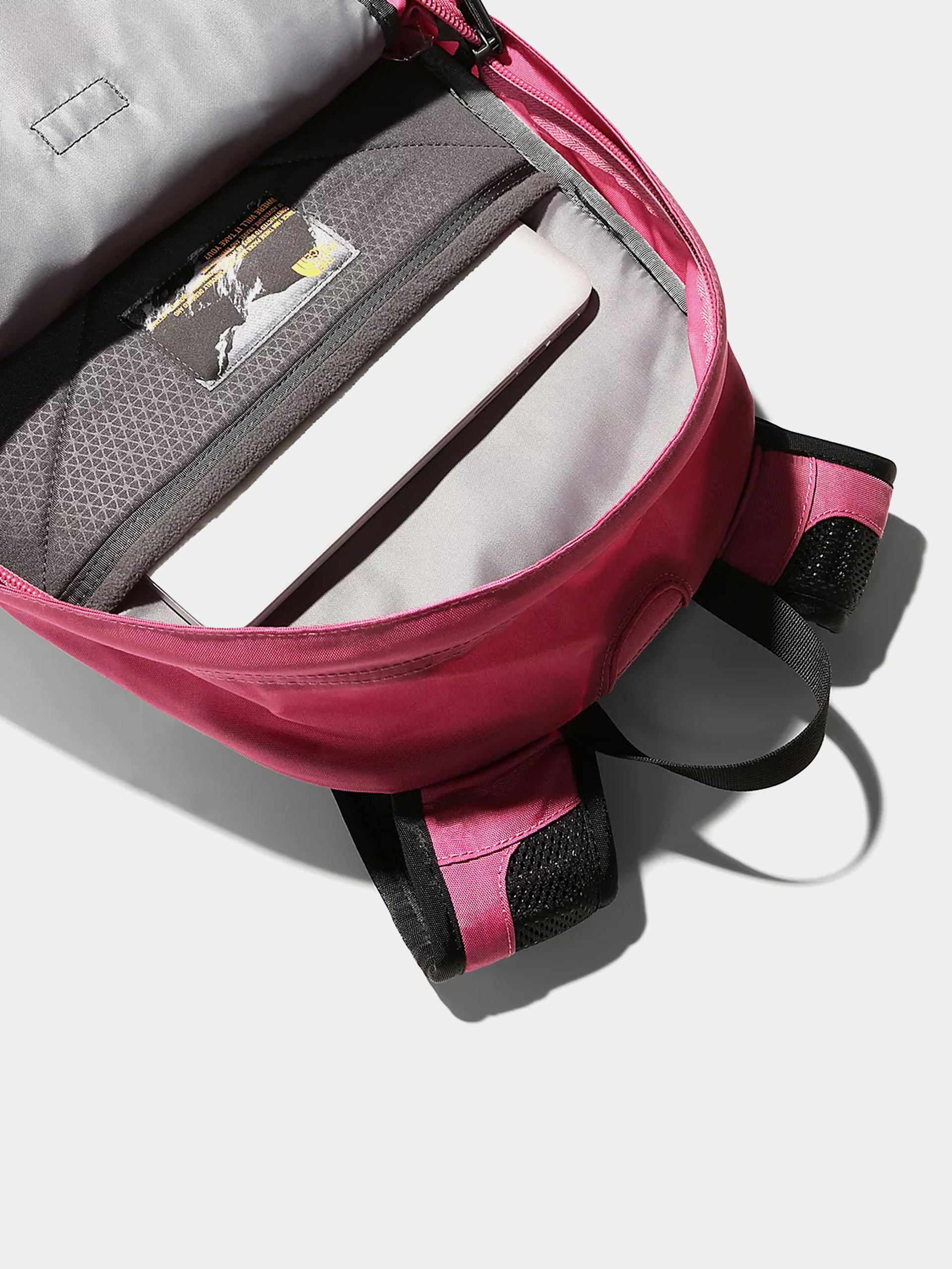 Plecak The North Face Hot Shot Se (red violet/tnf black)