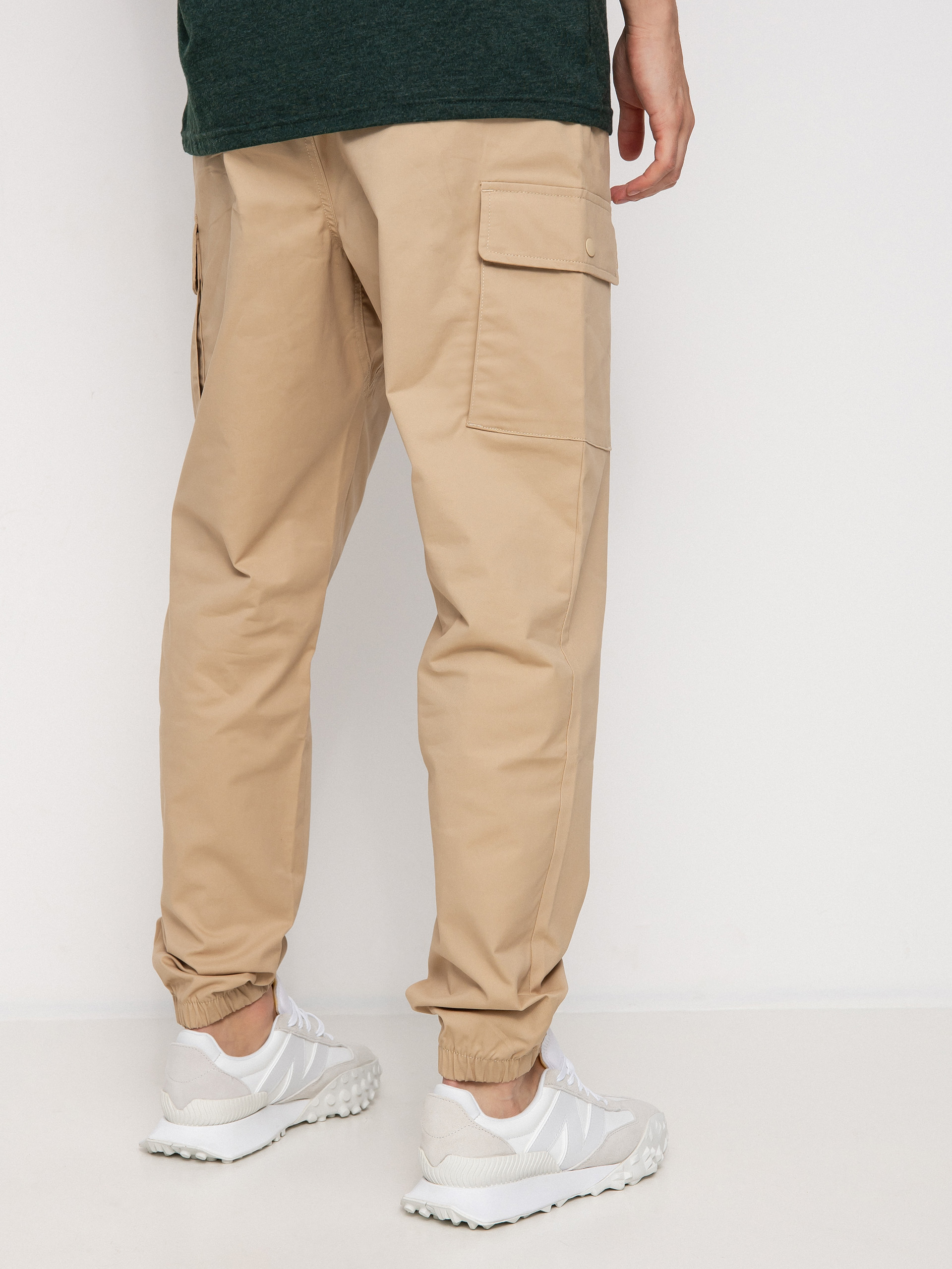 Spodnie New Balance Athletics Woven Cargo (incense)