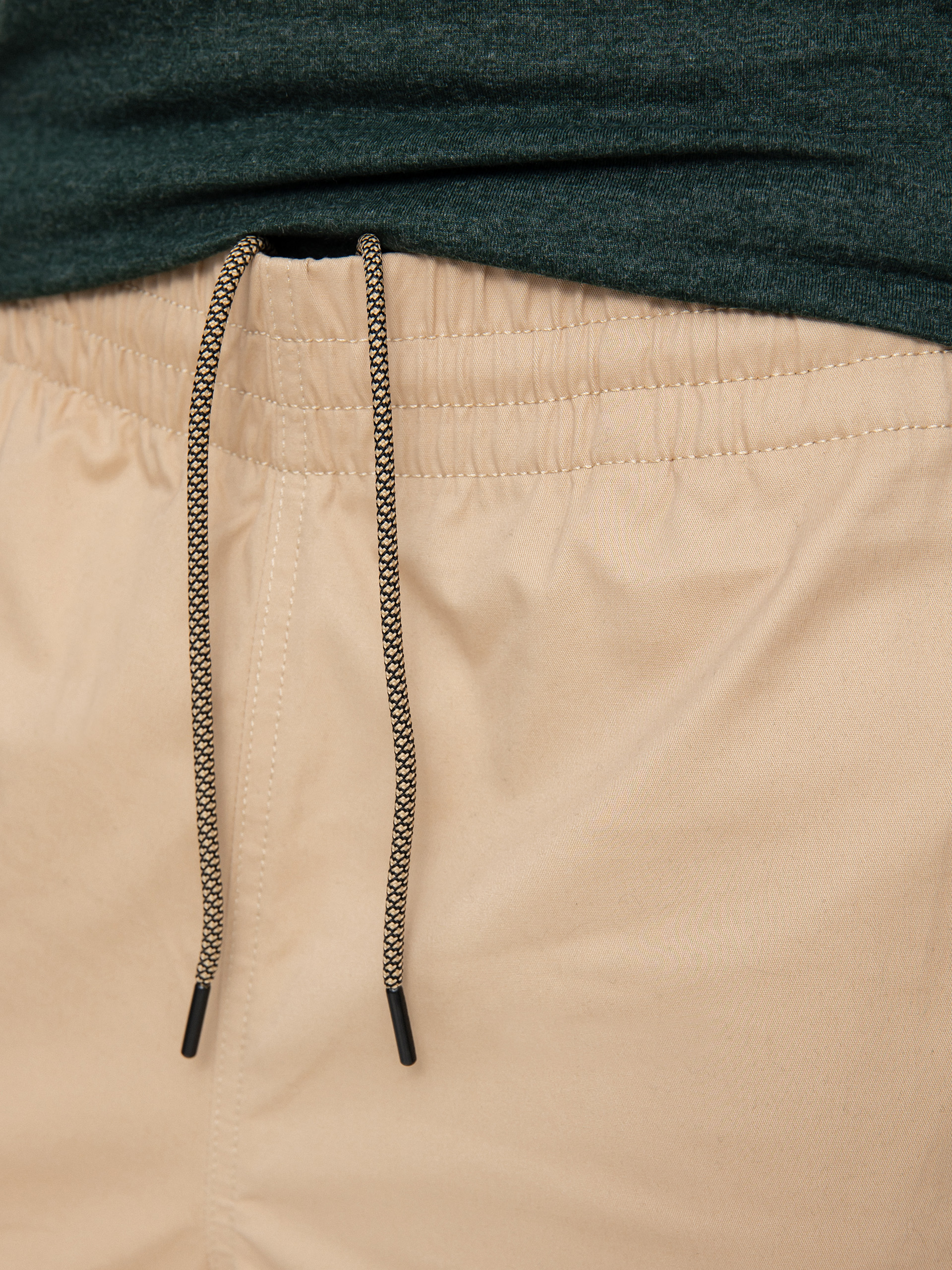 Spodnie New Balance Athletics Woven Cargo (incense)