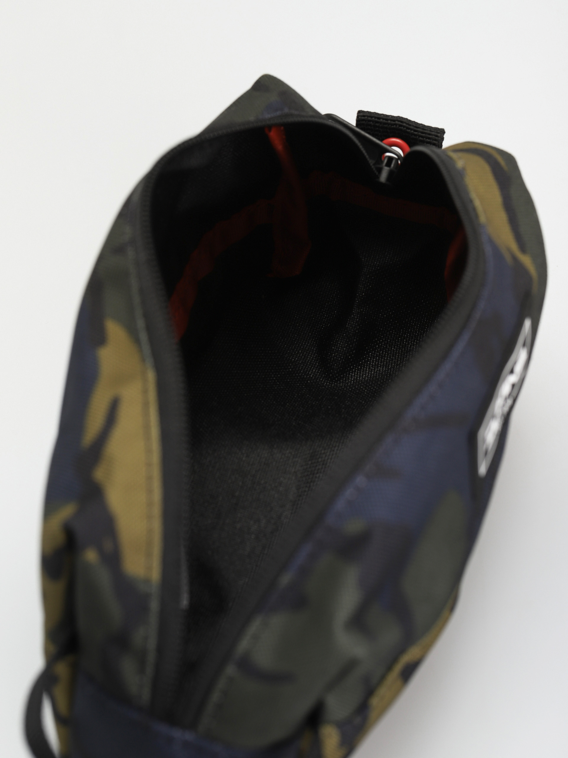 Piórnik Dakine Accessory Case (cascade camo)