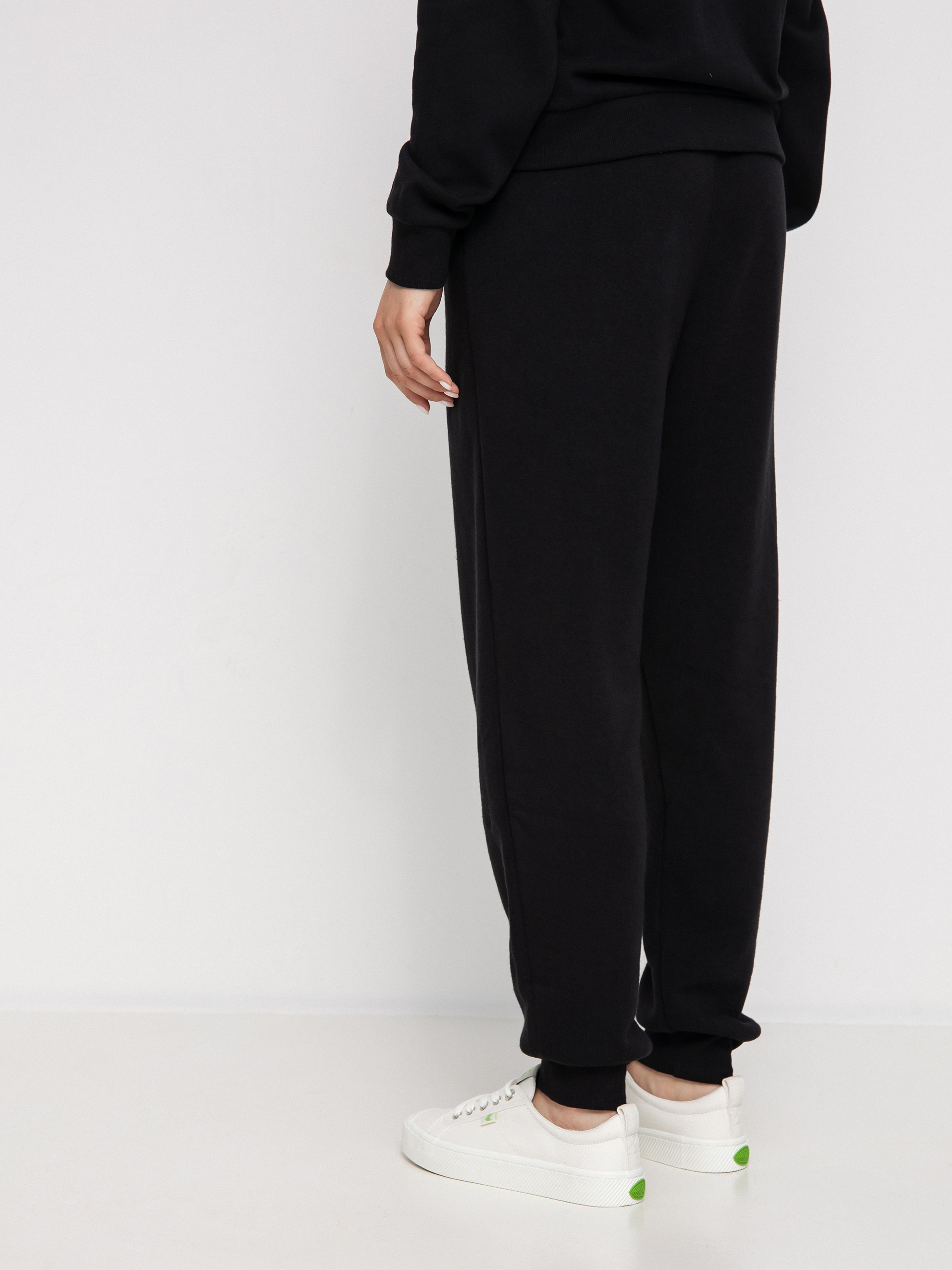Spodnie Volcom Stn Stackd Jogger Wmn (black)