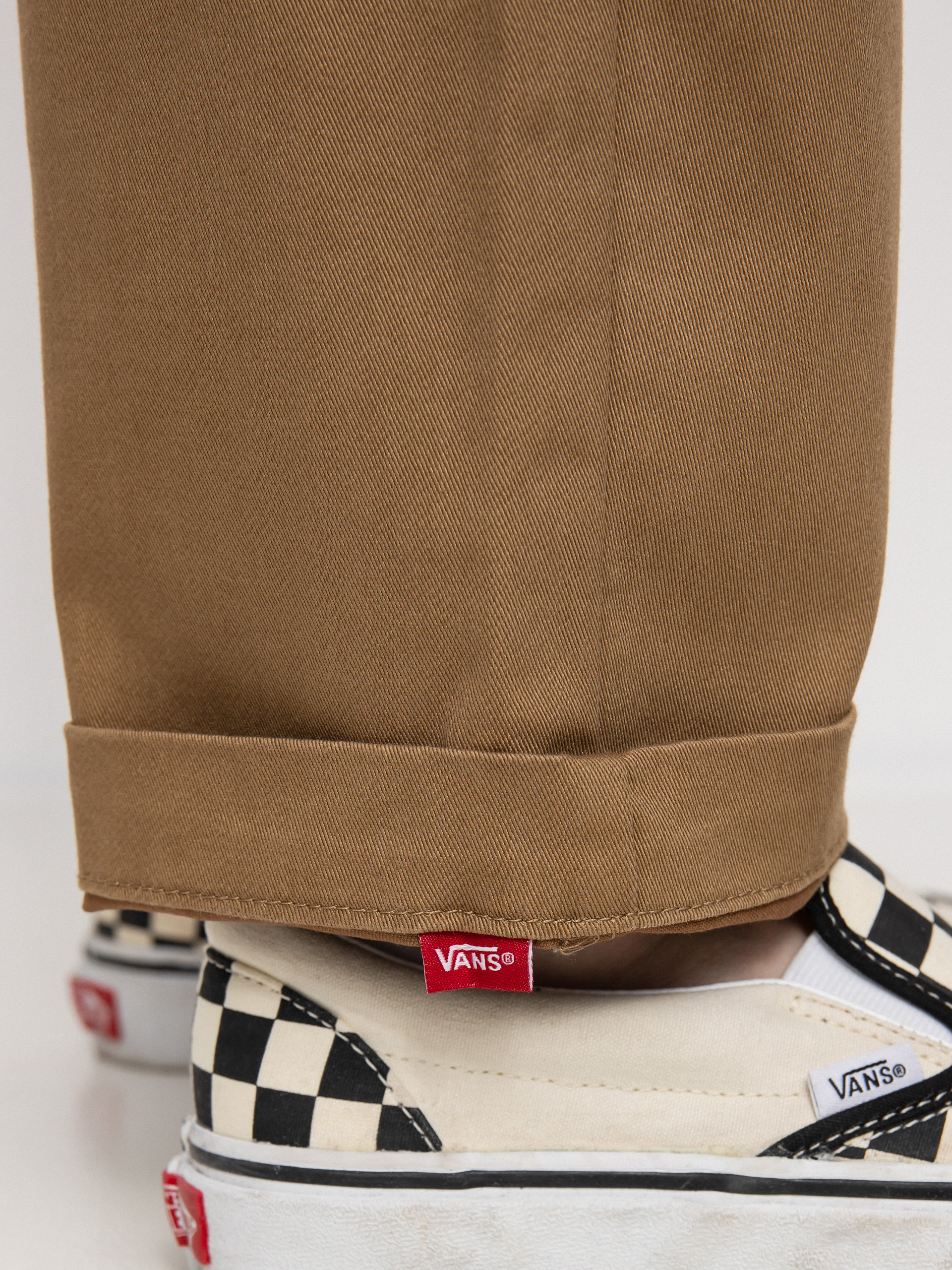 Spodnie Vans Authentic Chino Wmn (authentic dirt)