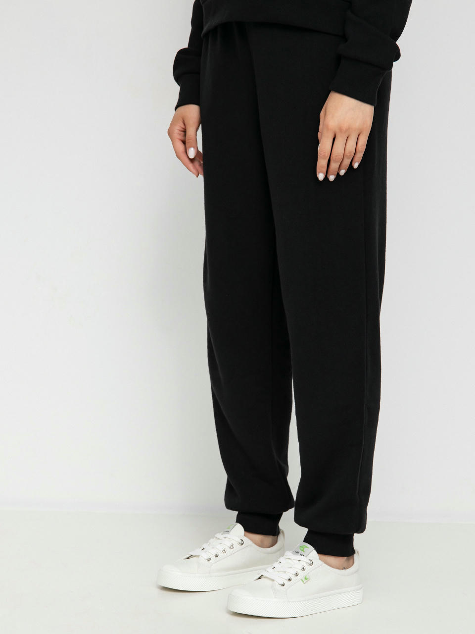 Spodnie Volcom Stn Stackd Jogger Wmn (black)